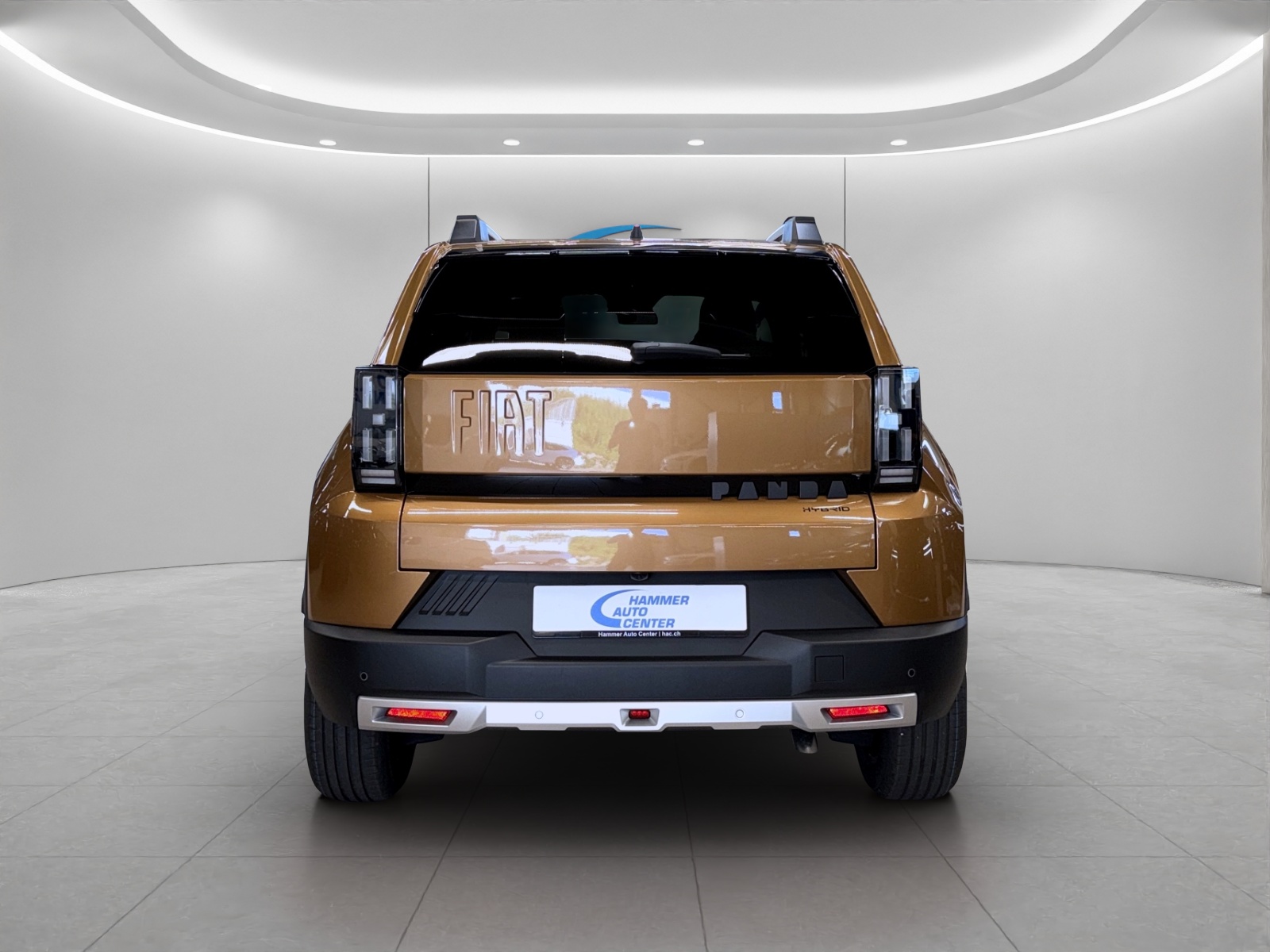 FIAT Grande Panda 1.2 Hybrid La Prima-image-4