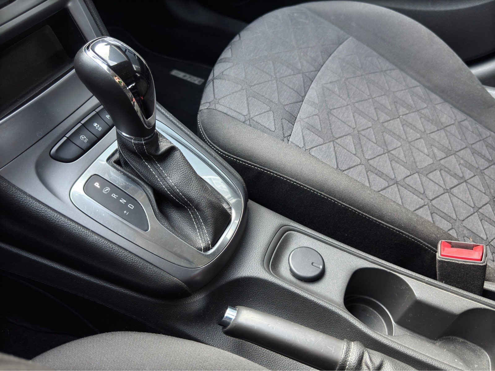OPEL Astra 1.4i Turbo 120 Years Edition Automatic * Rückfahrkamera*-image-16
