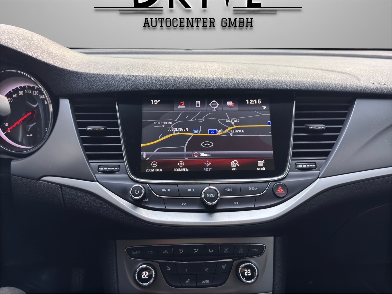 OPEL Astra 1.4i Turbo 120 Years Edition Automatic * Rückfahrkamera*-image-13
