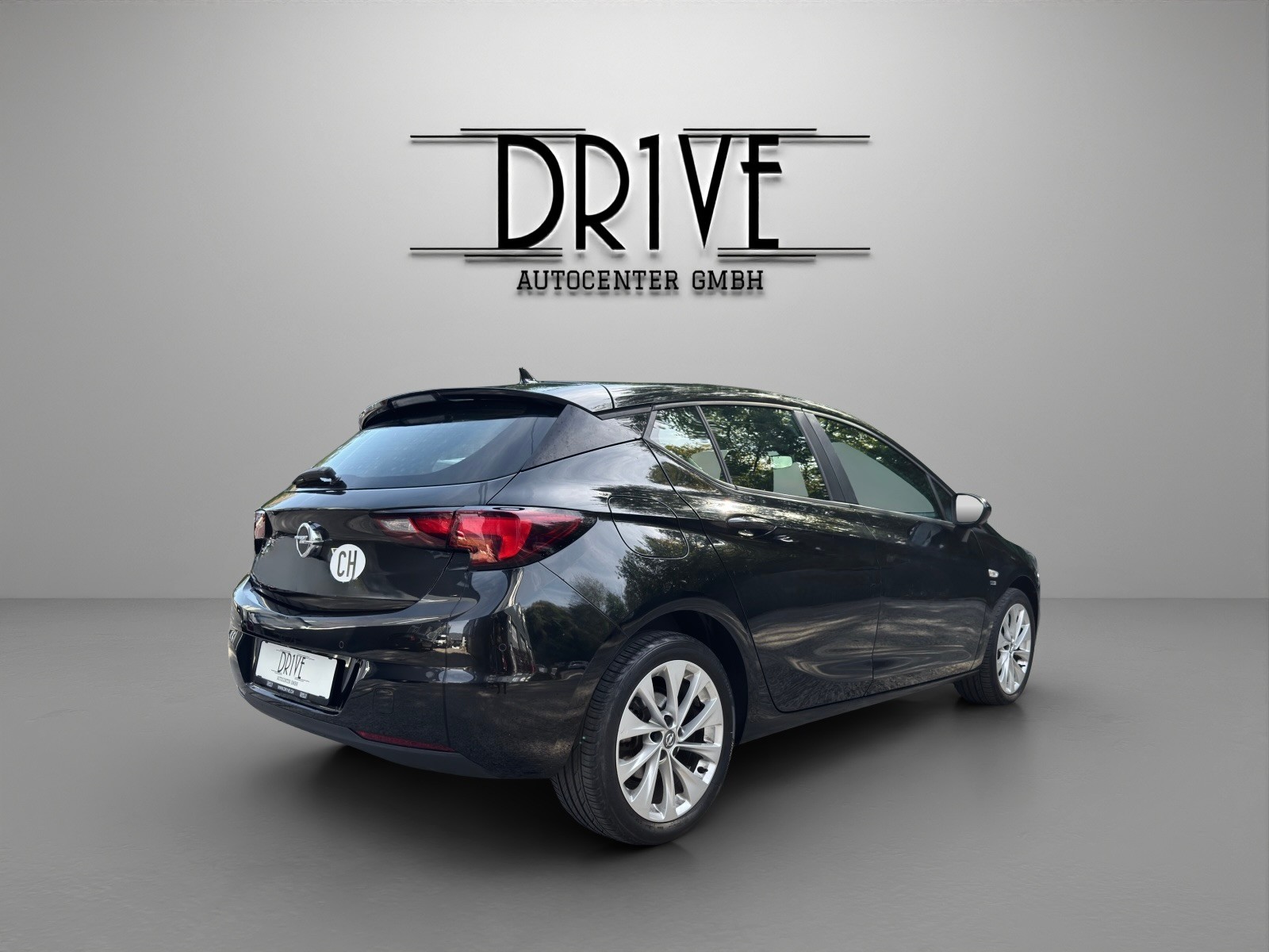 OPEL Astra 1.4i Turbo 120 Years Edition Automatic * Rückfahrkamera*-image-4