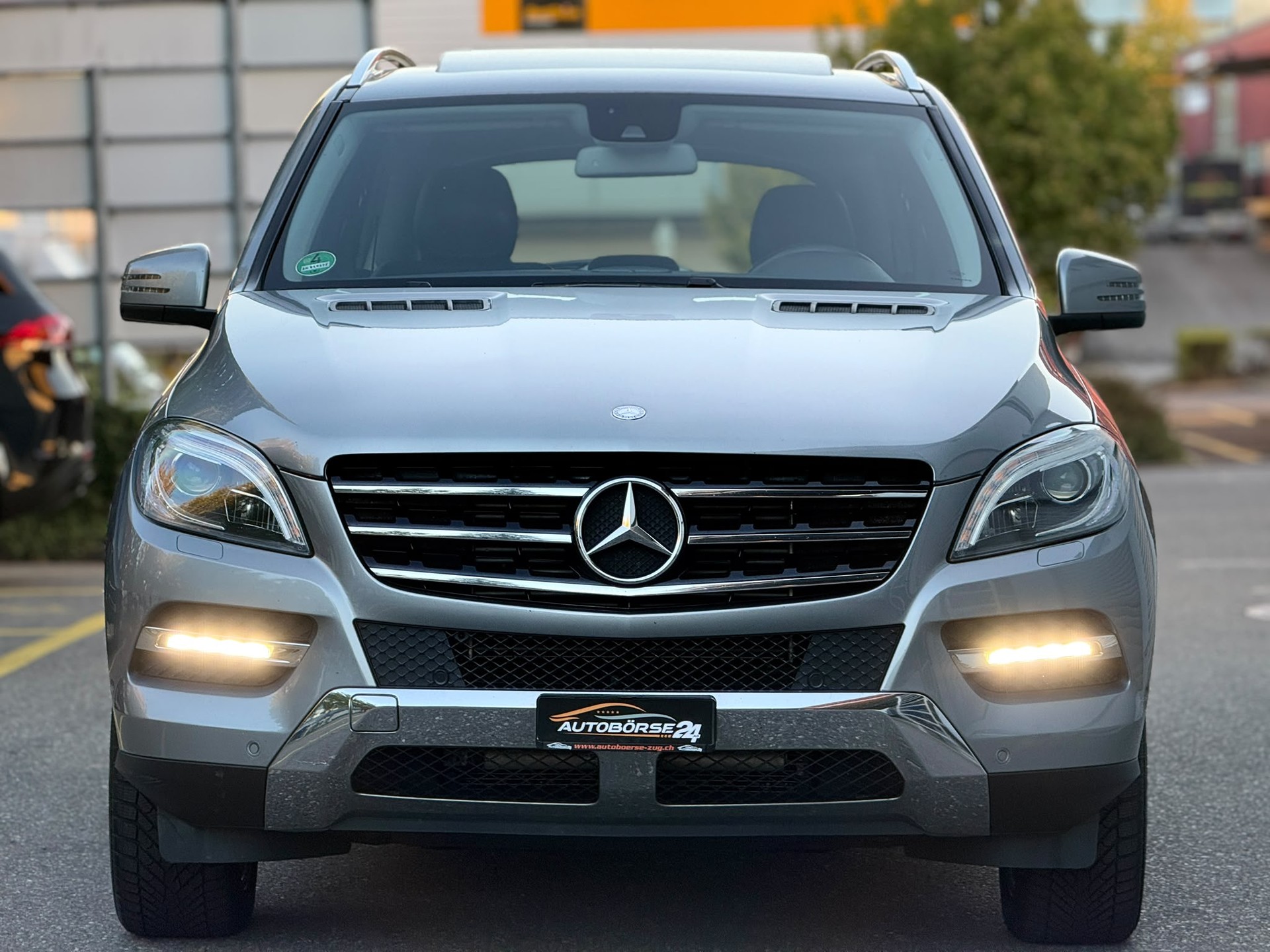 MERCEDES-BENZ ML 350 CDI BlueTec-showroom-element-2