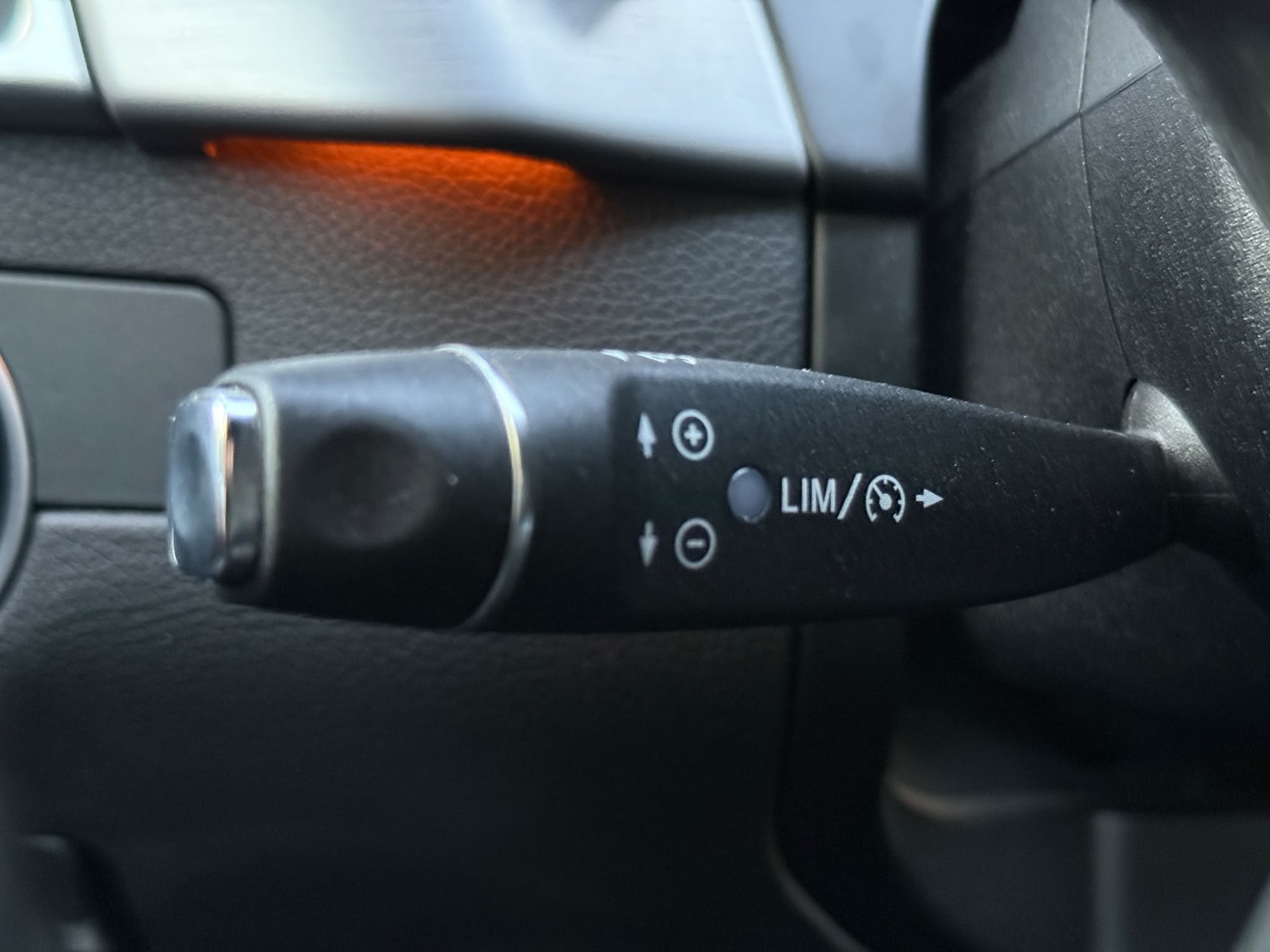 MERCEDES-BENZ ML 350 CDI BlueTec-image-21