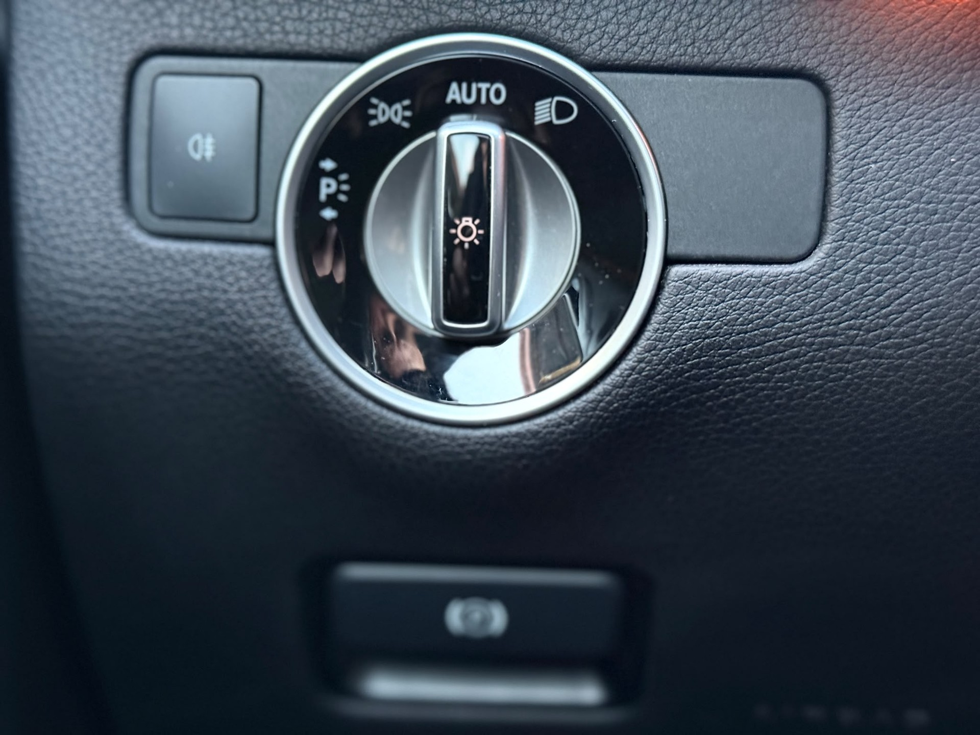 MERCEDES-BENZ ML 350 CDI BlueTec-image-19