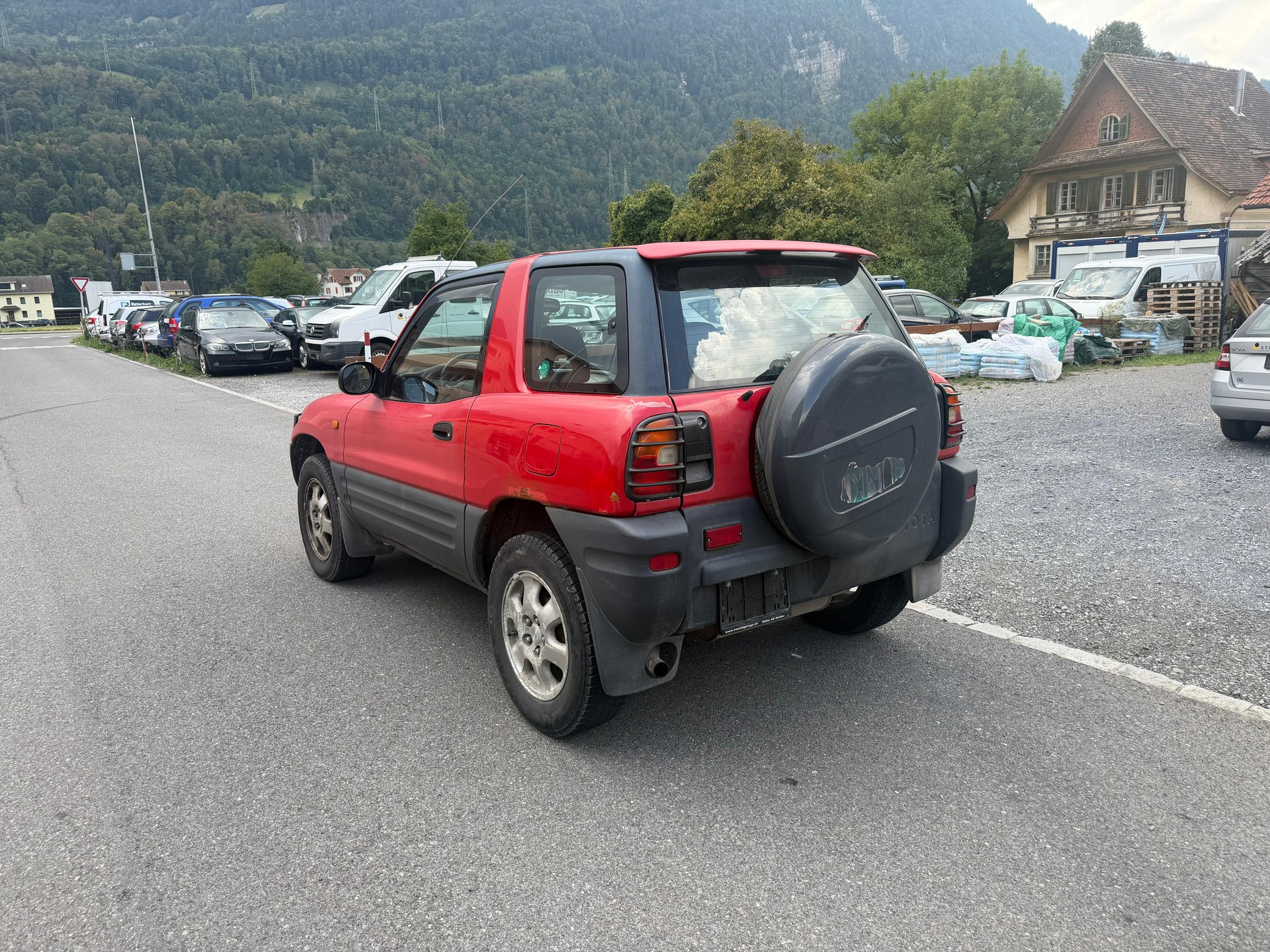 TOYOTA RAV-4 GX ABS-showroom-element-2