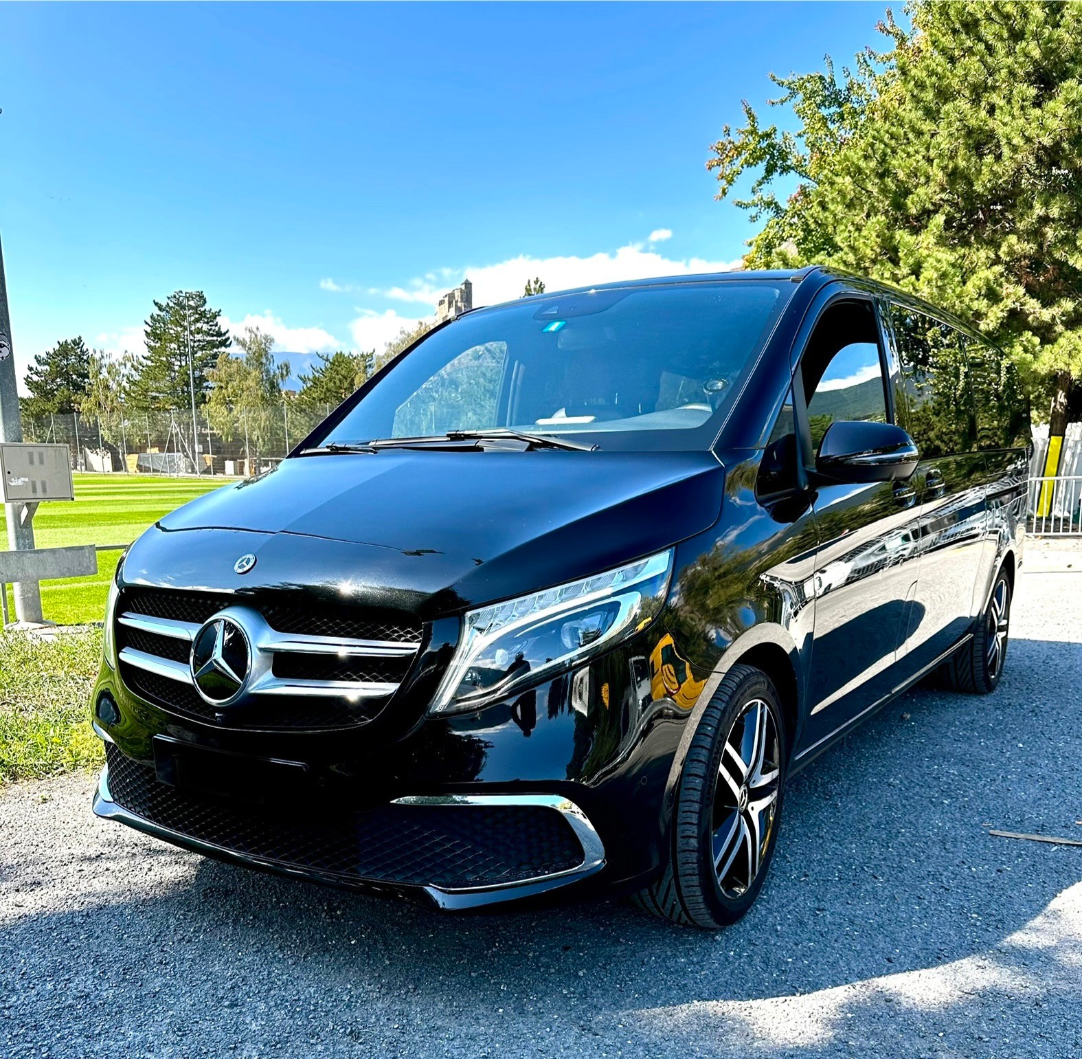 MERCEDES-BENZ V 300 d Swiss Ed. extralang 4M-image-11