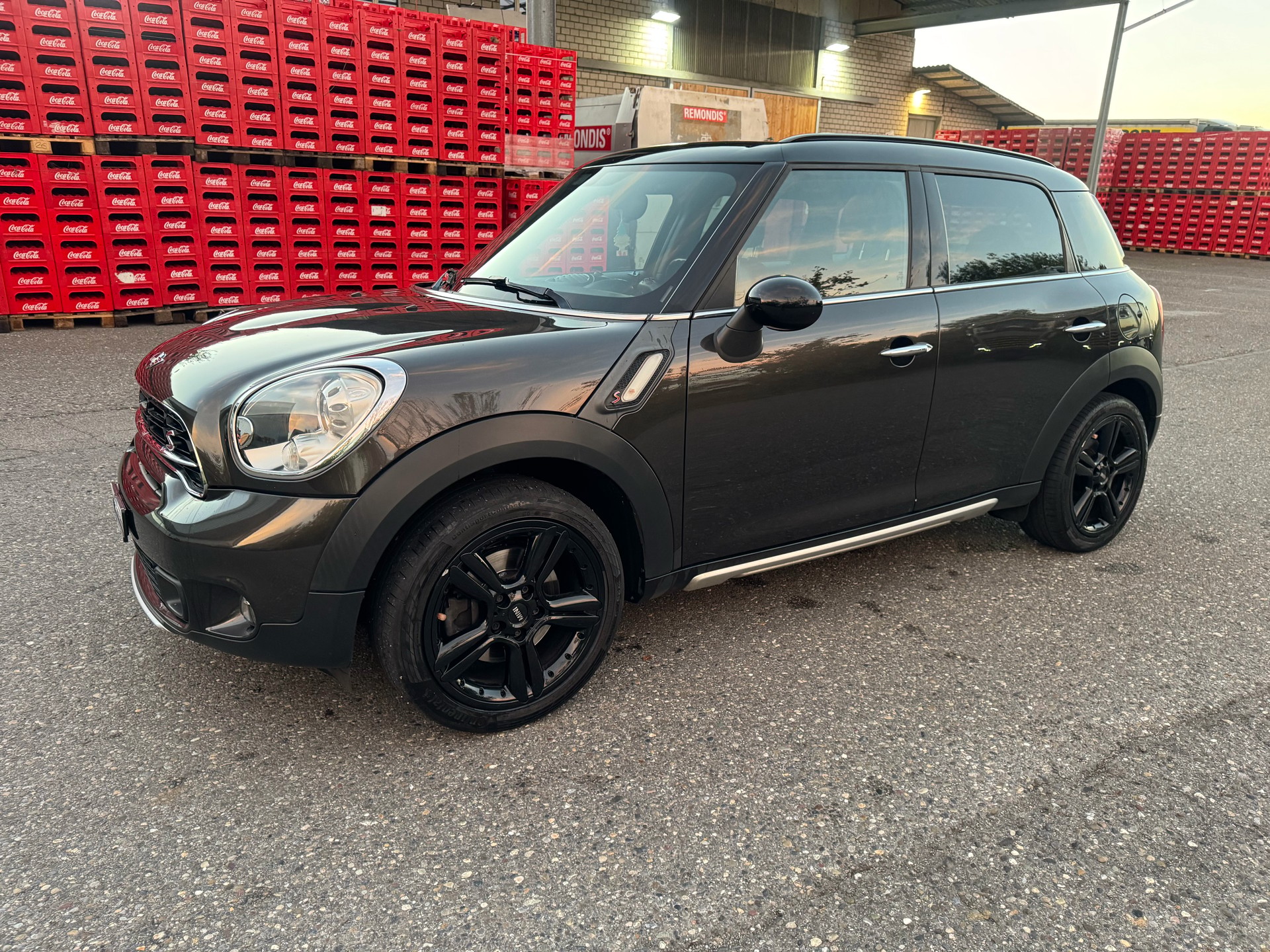 MINI Countryman Cooper S ALL4 Steptronic-showroom-element-2