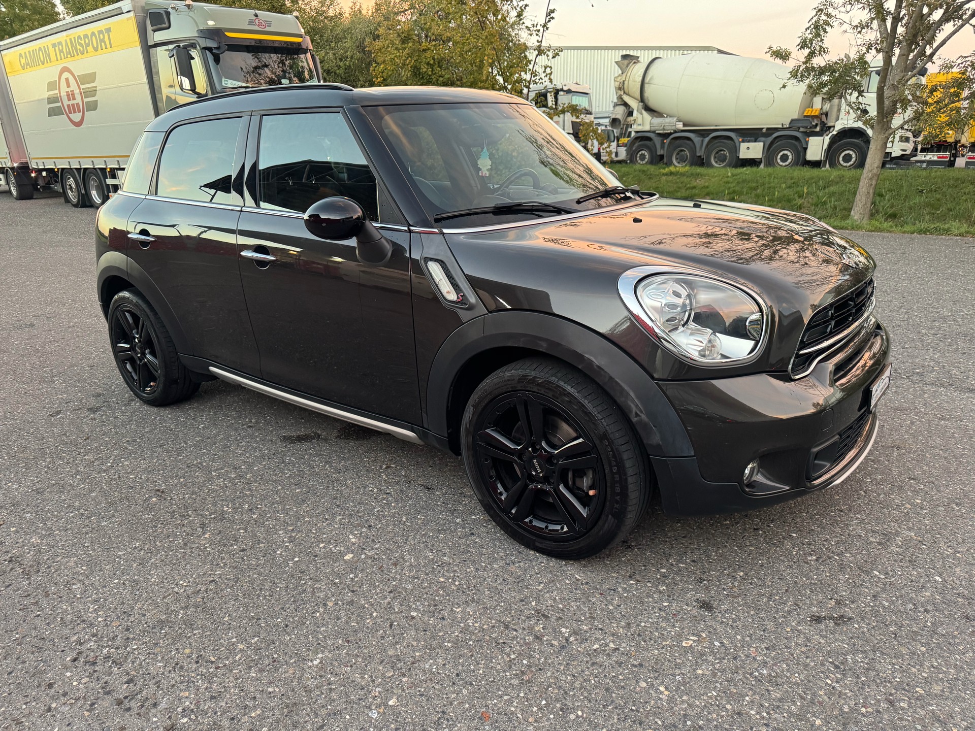 MINI Countryman Cooper S ALL4 Steptronic-showroom-element-1