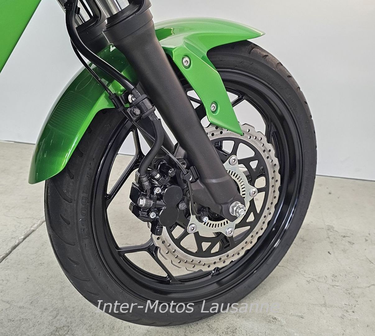 KAWASAKI Z125-image-8