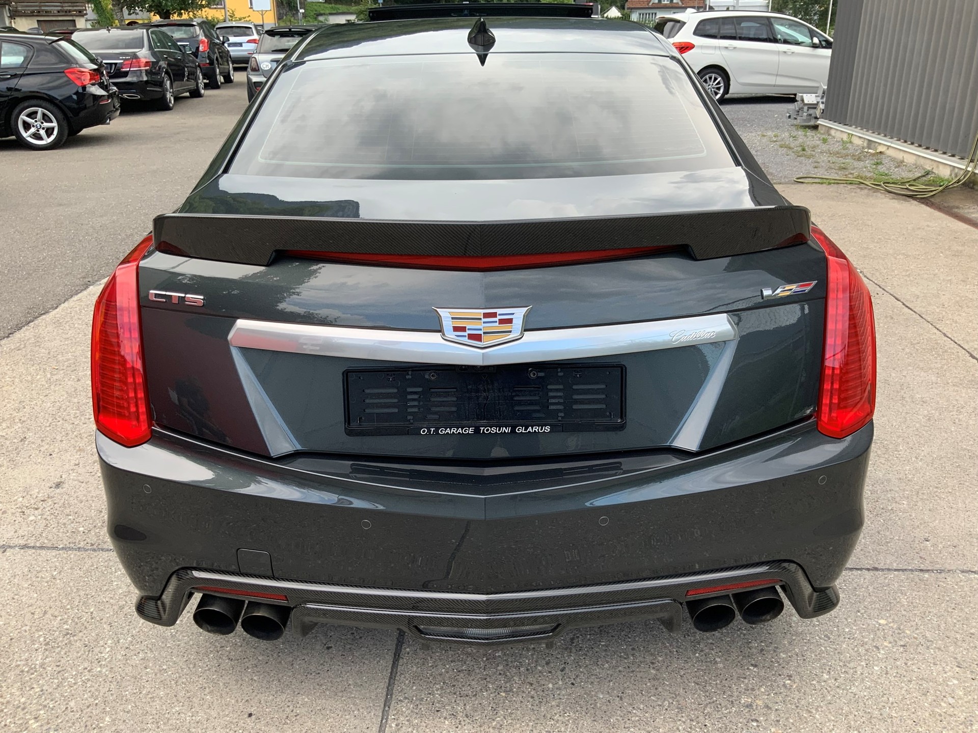 CADILLAC CTS-V Sedan 6.2 Supercharged Automatic-showroom-element-3