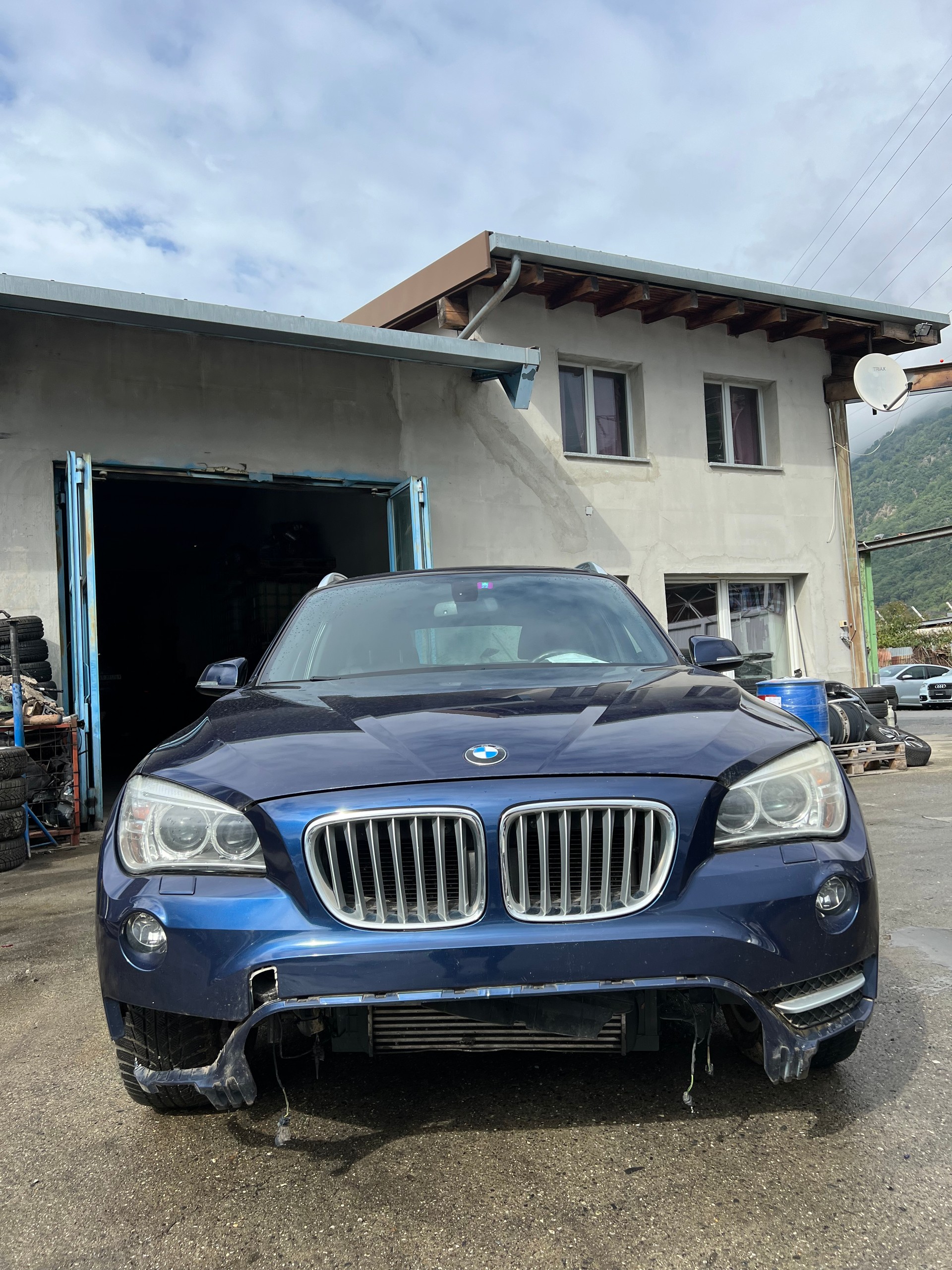 BMW X1 xDrive 25d xLine-image-1