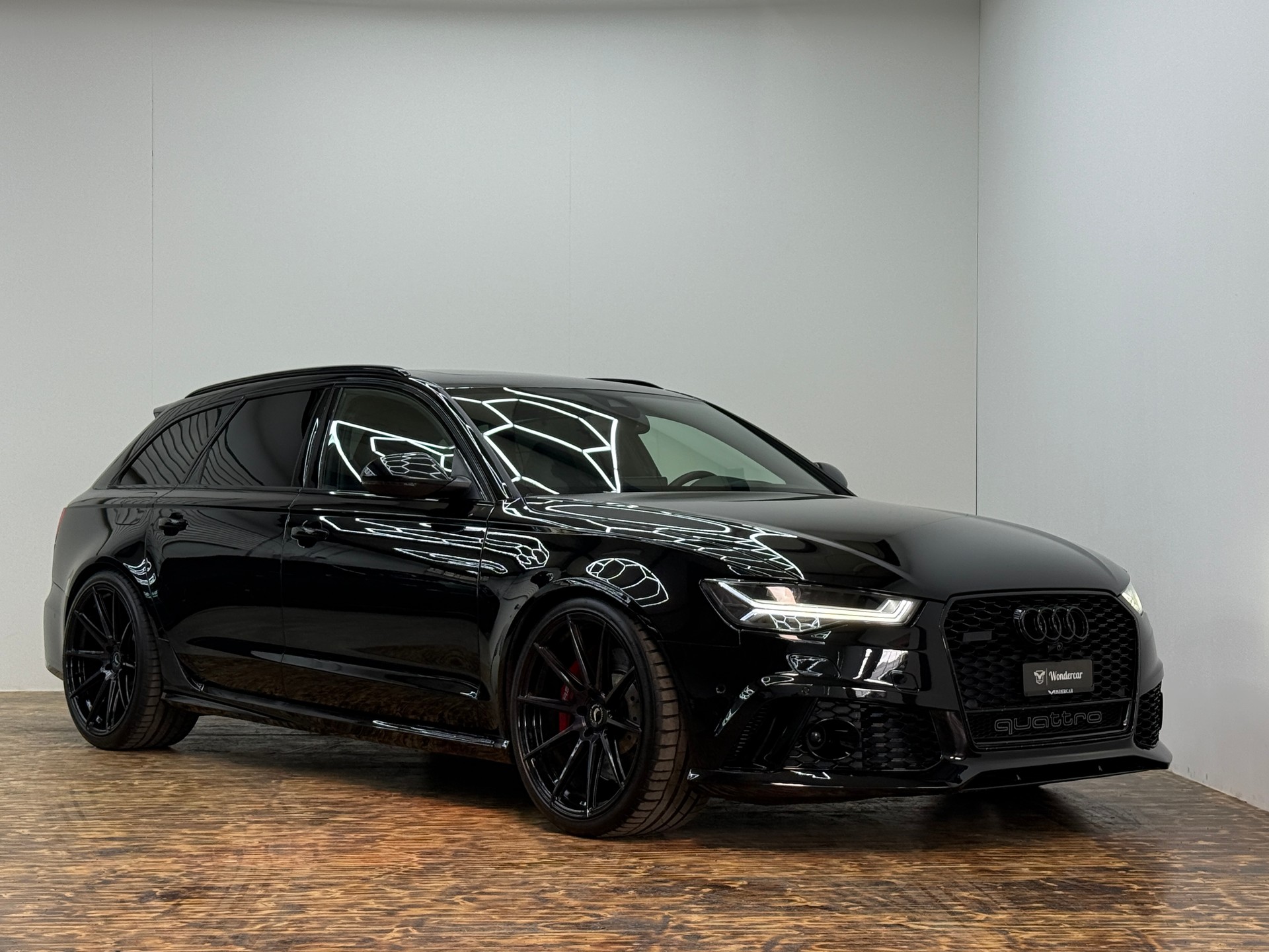 AUDI RS6 Avant 4.0 TFSI V8 quattro Tiptronic
