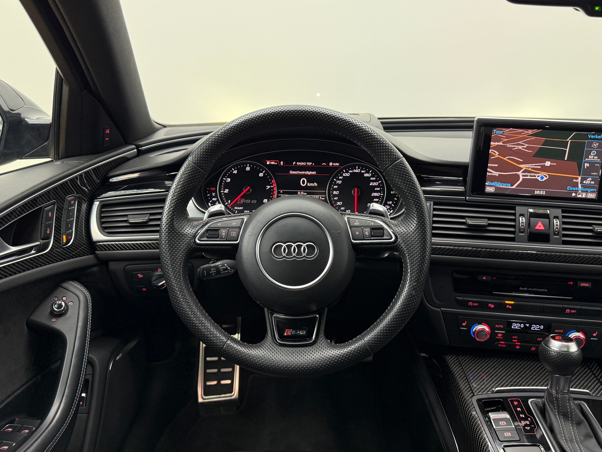 AUDI RS6 Avant 4.0 TFSI V8 quattro Tiptronic-image-24
