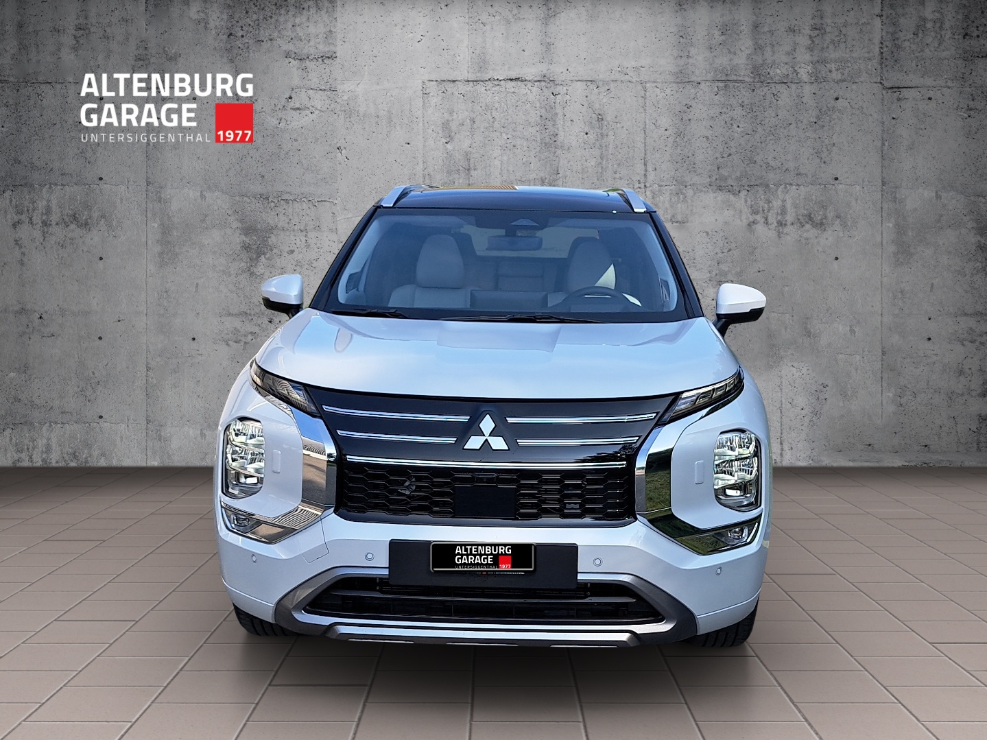 MITSUBISHI Outlander 2.4 PHEV Instyle 4x4-image-7