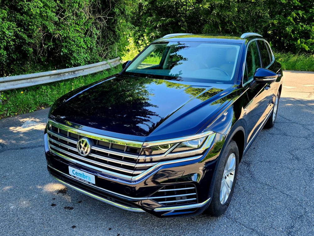 VW Touareg 3.0 TDI Atmosphere Tiptronic-image-9