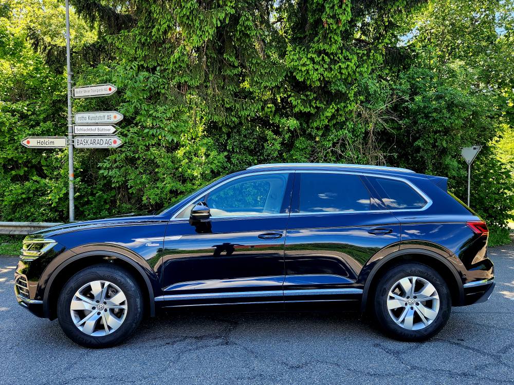 VW Touareg 3.0 TDI Atmosphere Tiptronic-image-14