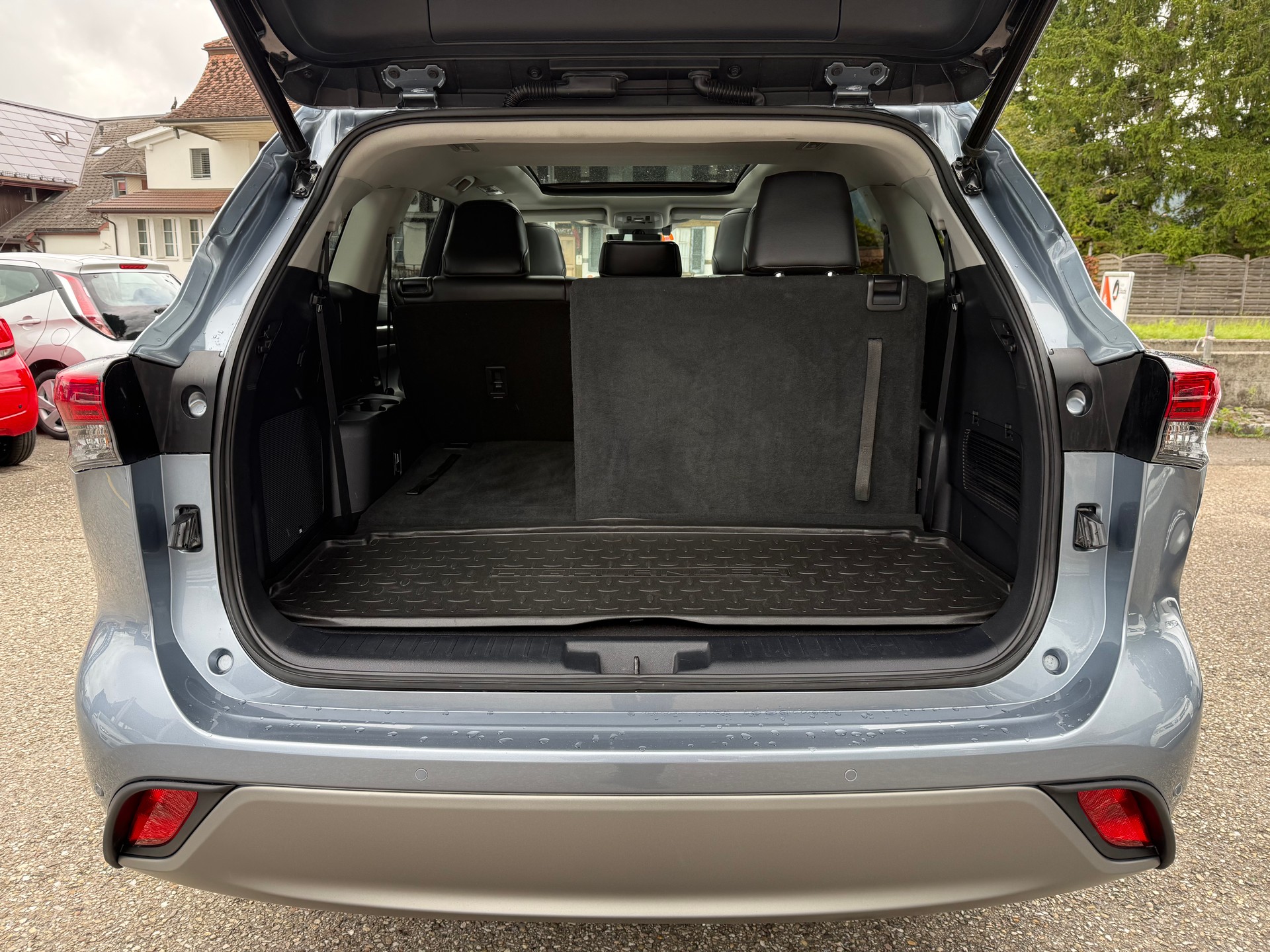 TOYOTA Highlander 2.5 HSD Premium e-CVT-image-14