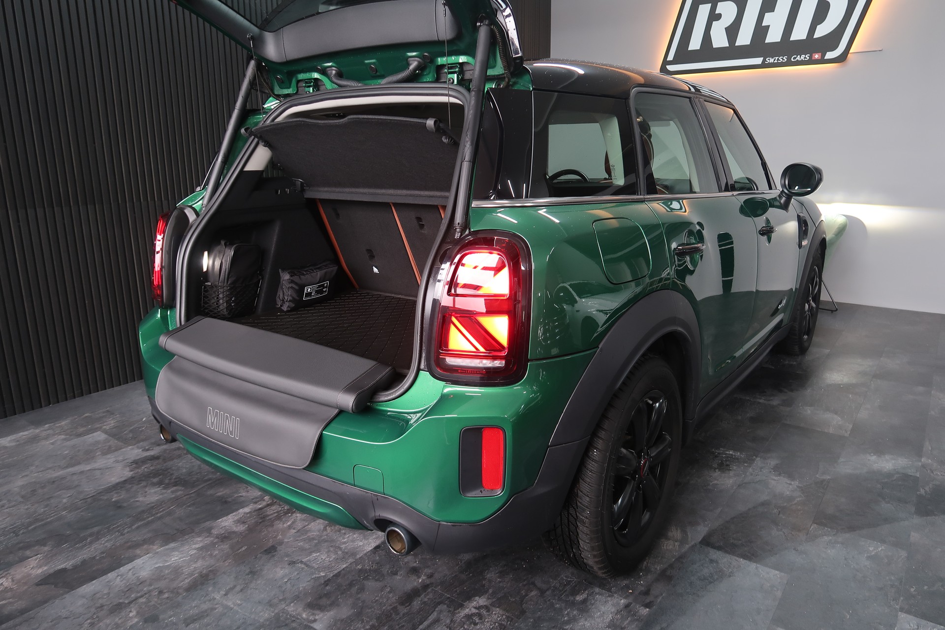 MINI Countryman Cooper S Northwood ALL4 Steptronic / CH / MFK / GARANTIE-image-30