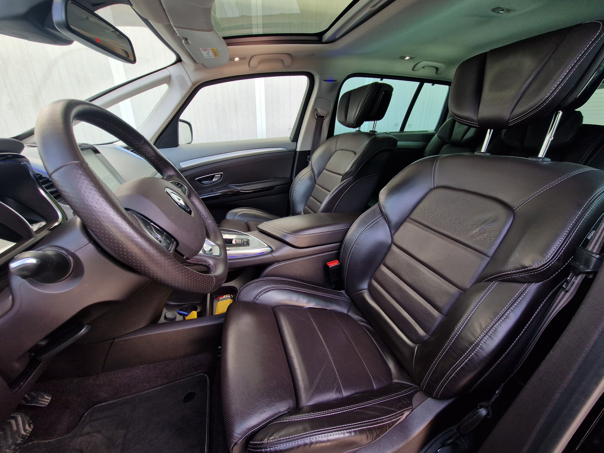 RENAULT Espace 1.6 dCi Initiale Paris EDC-image-8