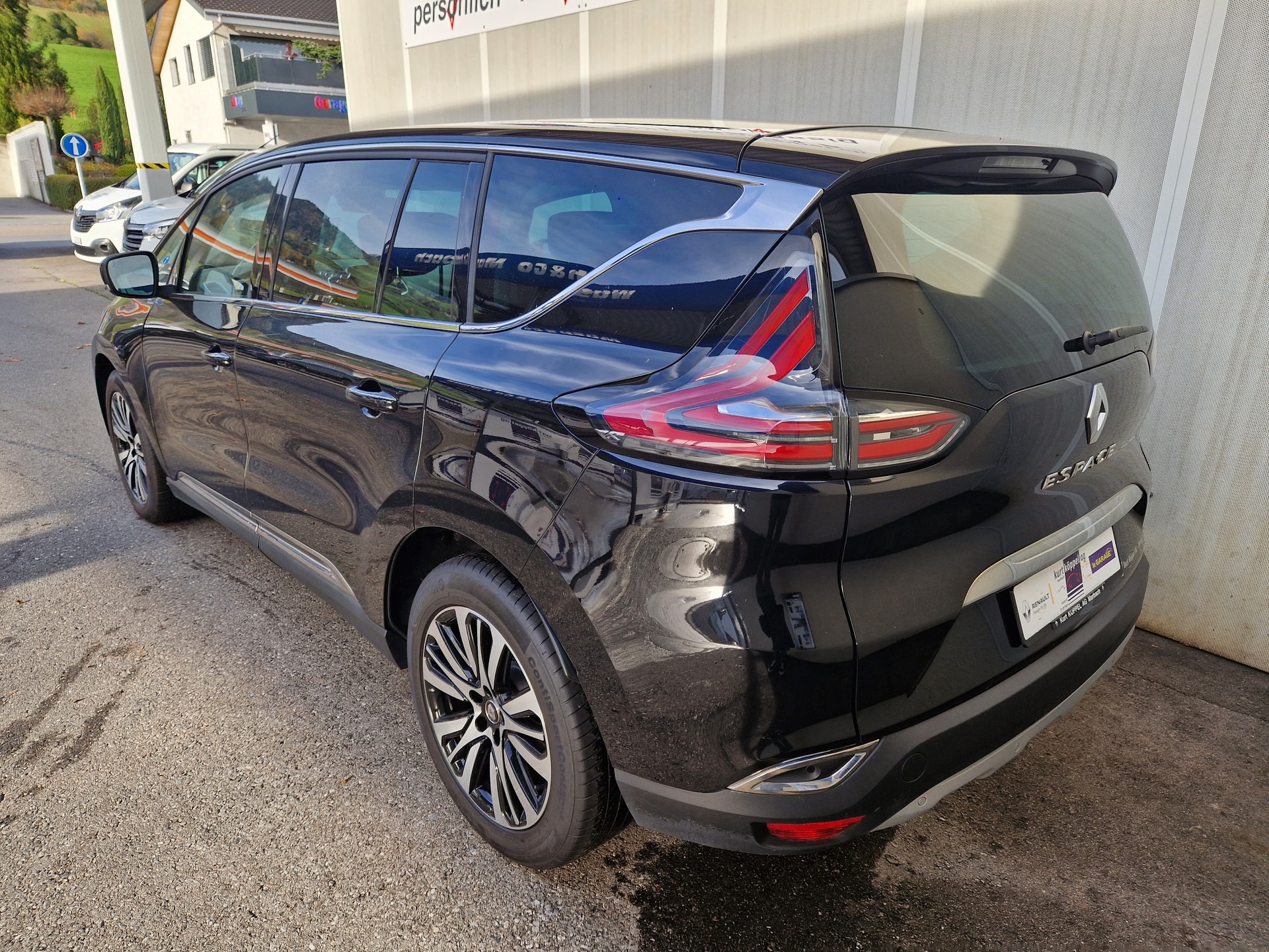 RENAULT Espace 1.6 dCi Initiale Paris EDC-showroom-element-2