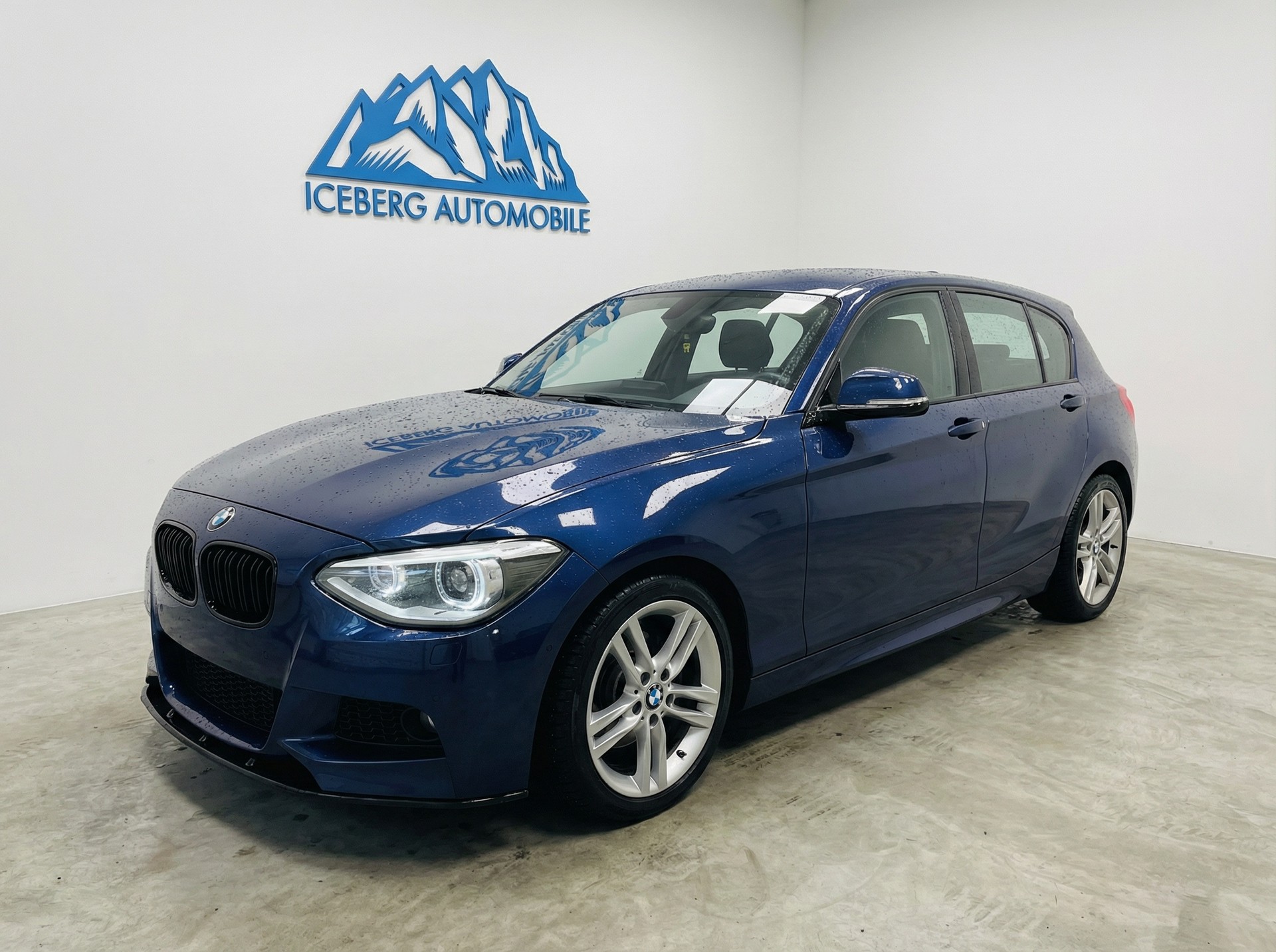 BMW 120d xDrive Sport Line-image-3