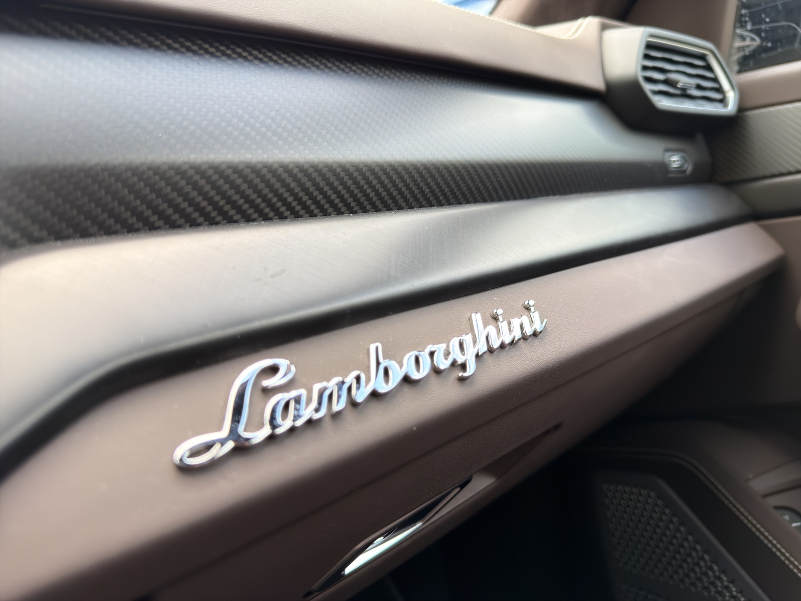 LAMBORGHINI S-image-7