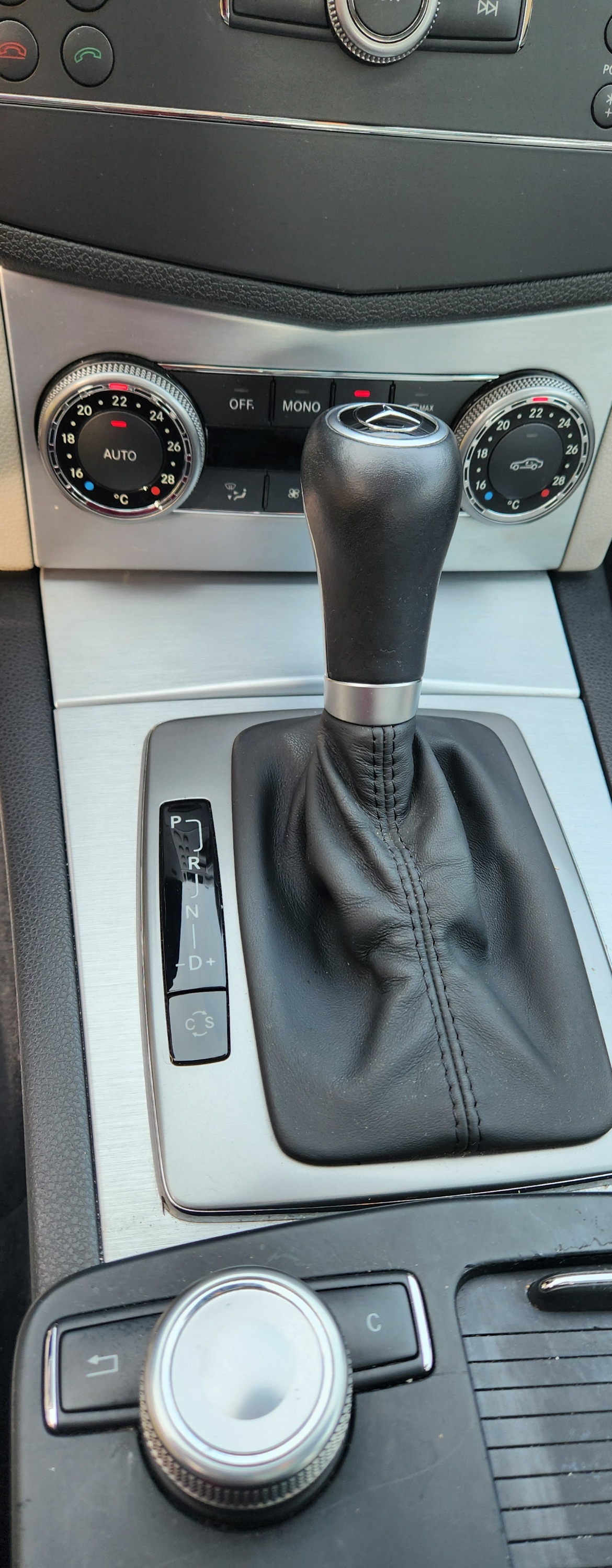 MERCEDES-BENZ C 230 Avantgarde 7G-Tronic-image-10