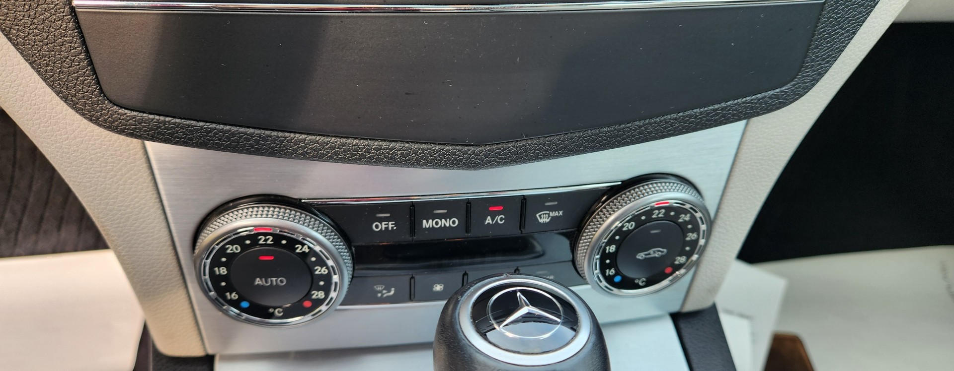 MERCEDES-BENZ C 230 Avantgarde 7G-Tronic-image-8