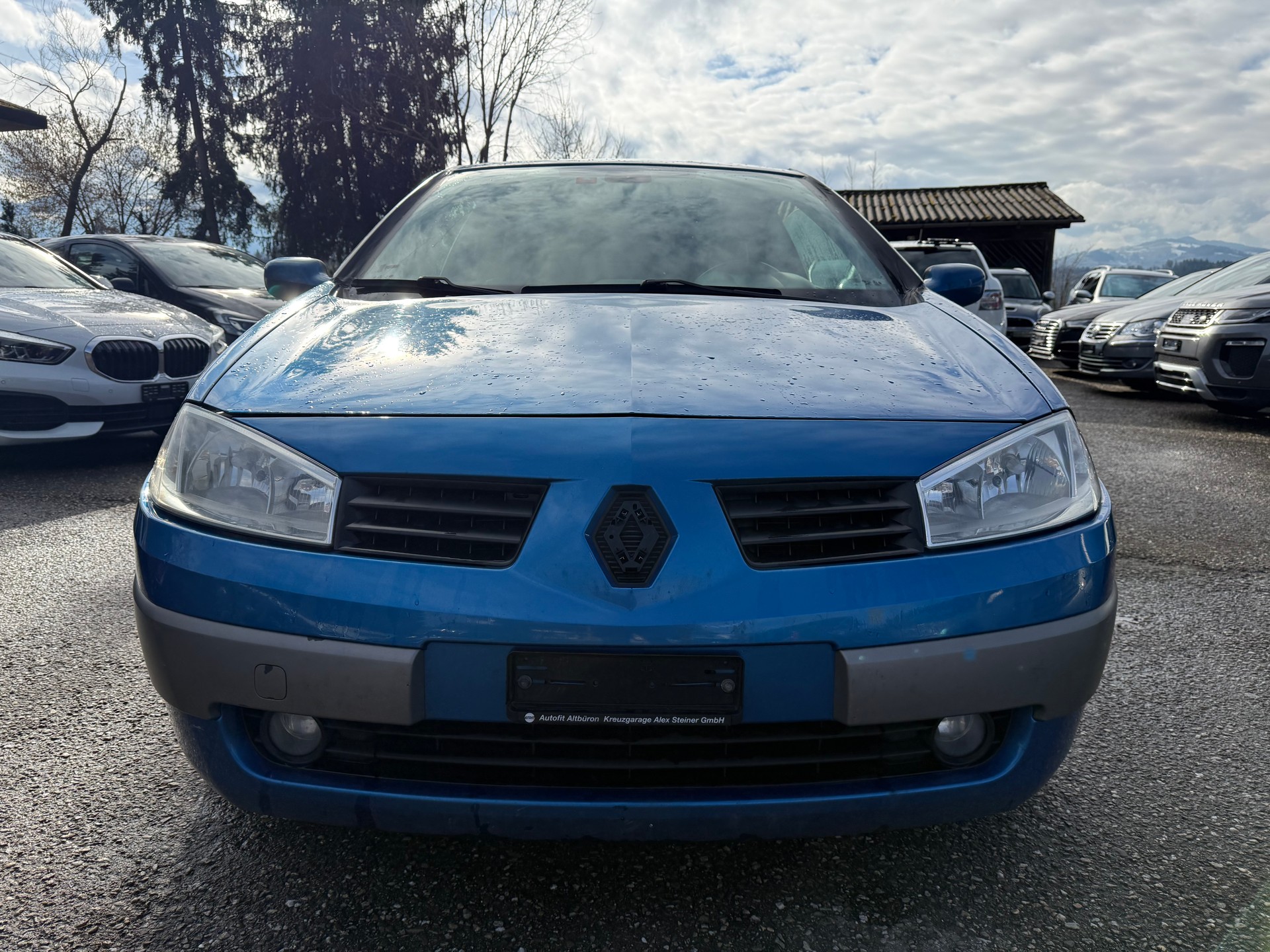 RENAULT Mégane C-C 2.0 16V Privilège Luxe-image-2