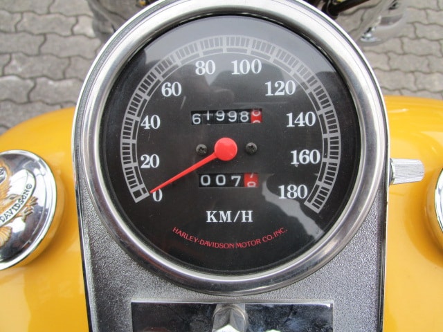 HARLEY-DAVIDSON FLSTC Softail Classic-image-4