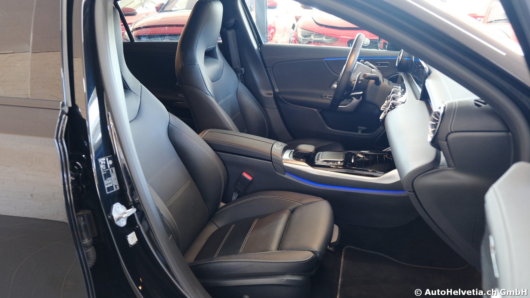 MERCEDES-BENZ A 45 S AMG 4Matic+ Speedshift-image-11