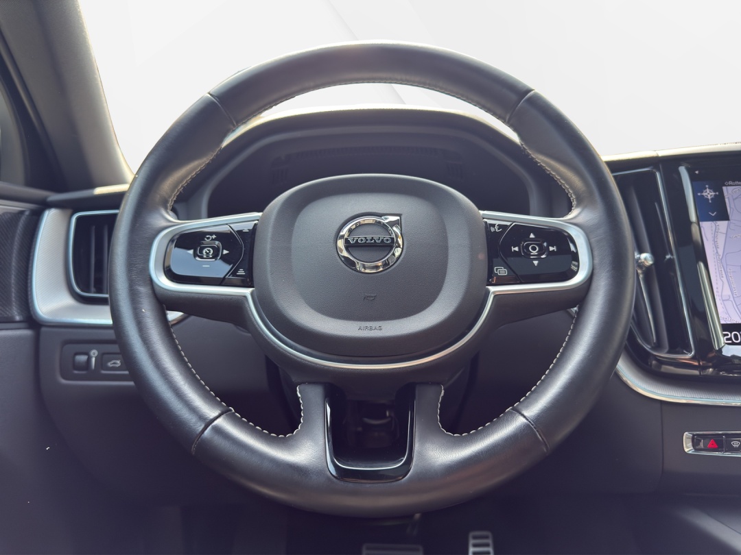 VOLVO XC60 T6 eAWD R-Design Geartronic-image-14