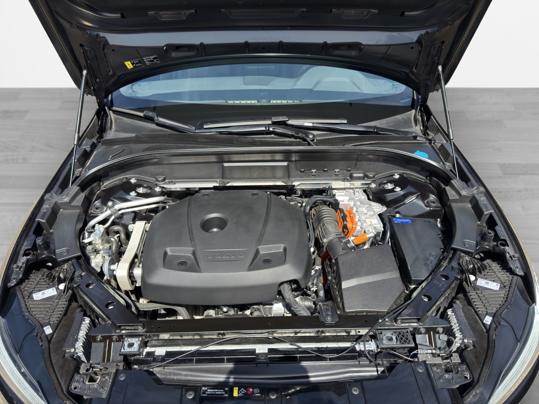 VOLVO XC60 T6 eAWD R-Design Geartronic-image-15