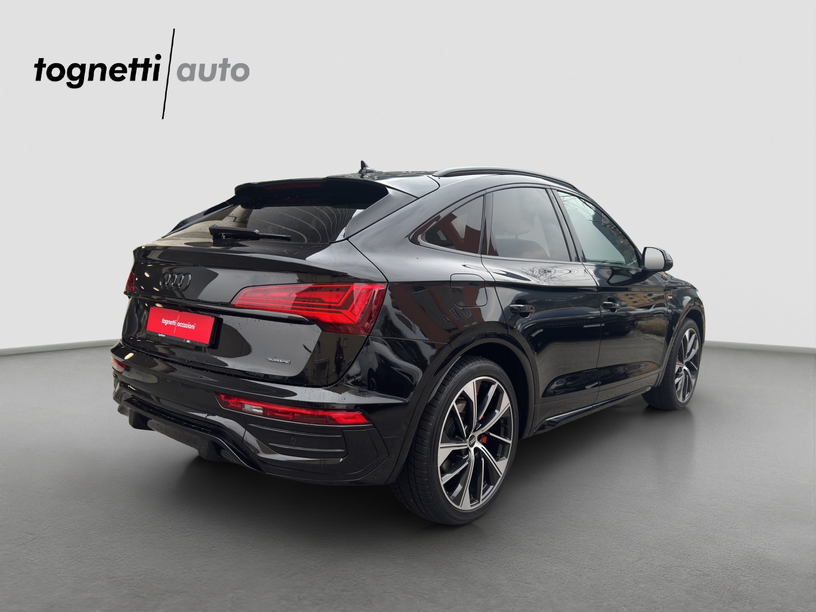 AUDI Q5 Sportback 40 TDI Blackedition quattro S-tronic-showroom-element-3