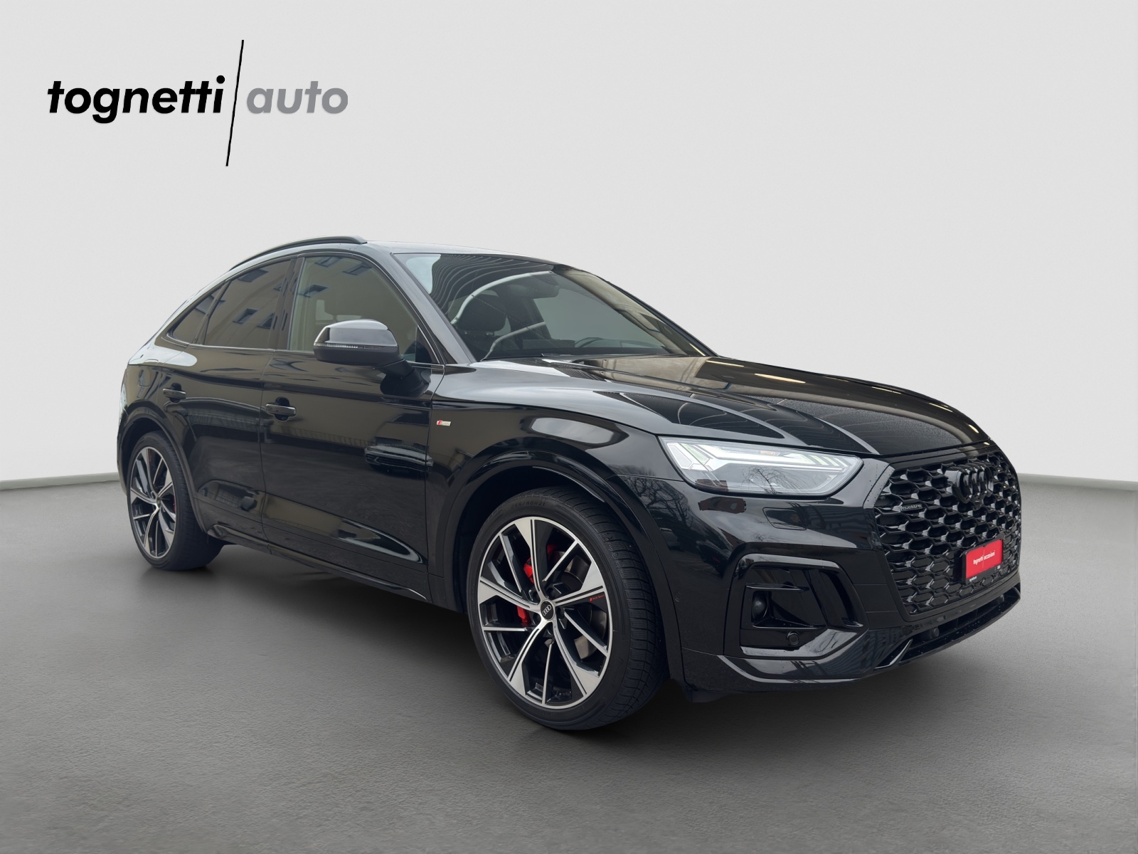AUDI Q5 Sportback 40 TDI Blackedition quattro S-tronic-showroom-element-1