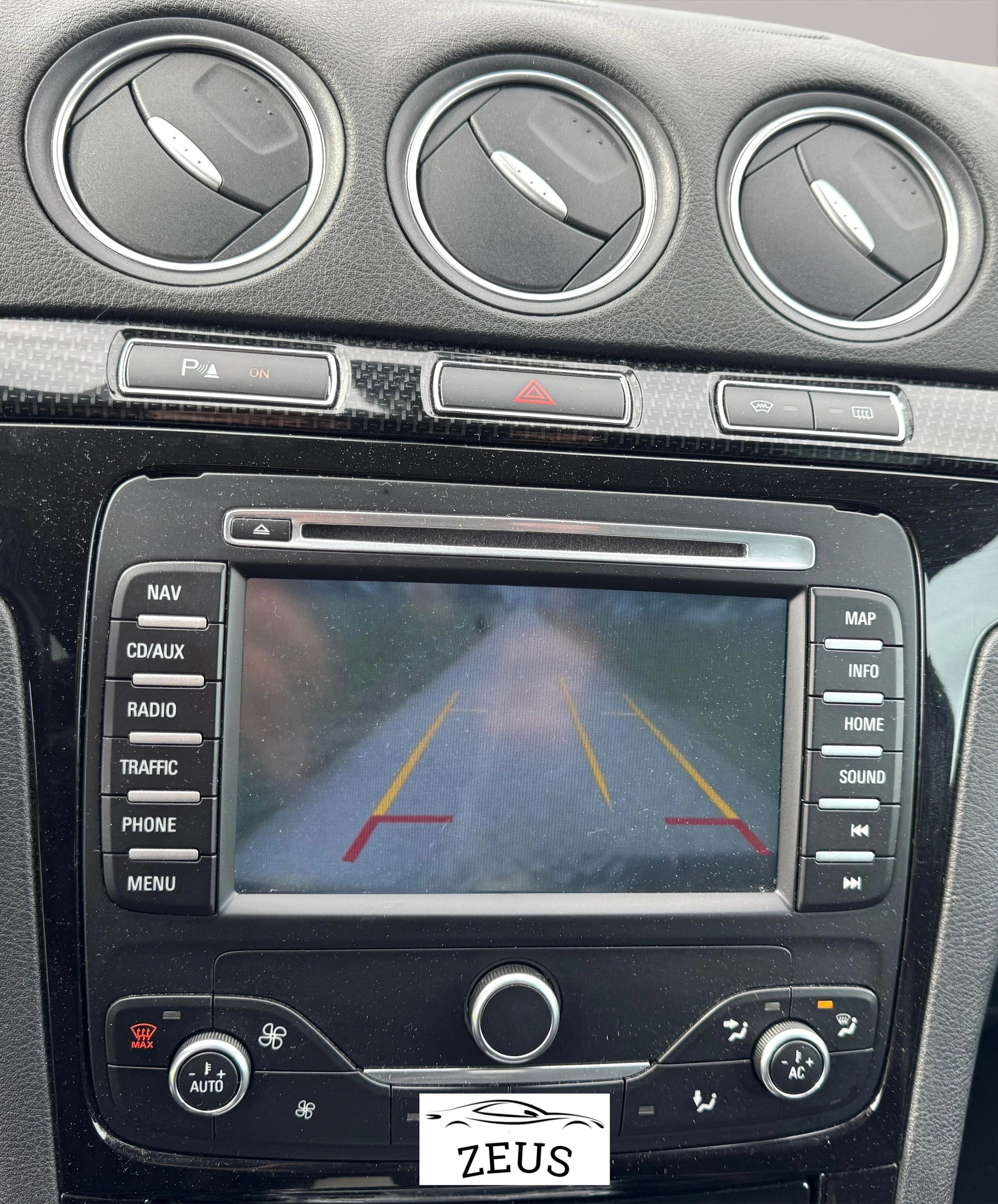 FORD S-Max 2.0 SCTi Titanium PowerShift-image-11