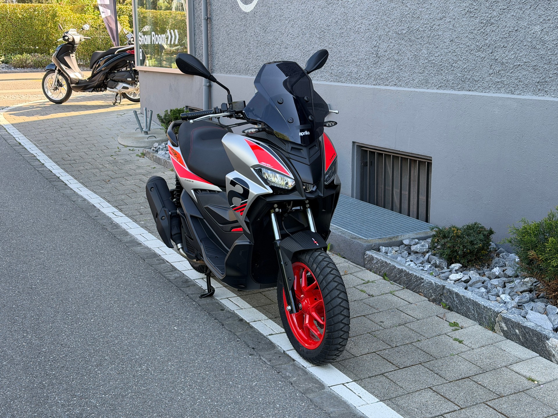 APRILIA SR 125 GT Sport ABS E5+-image-10