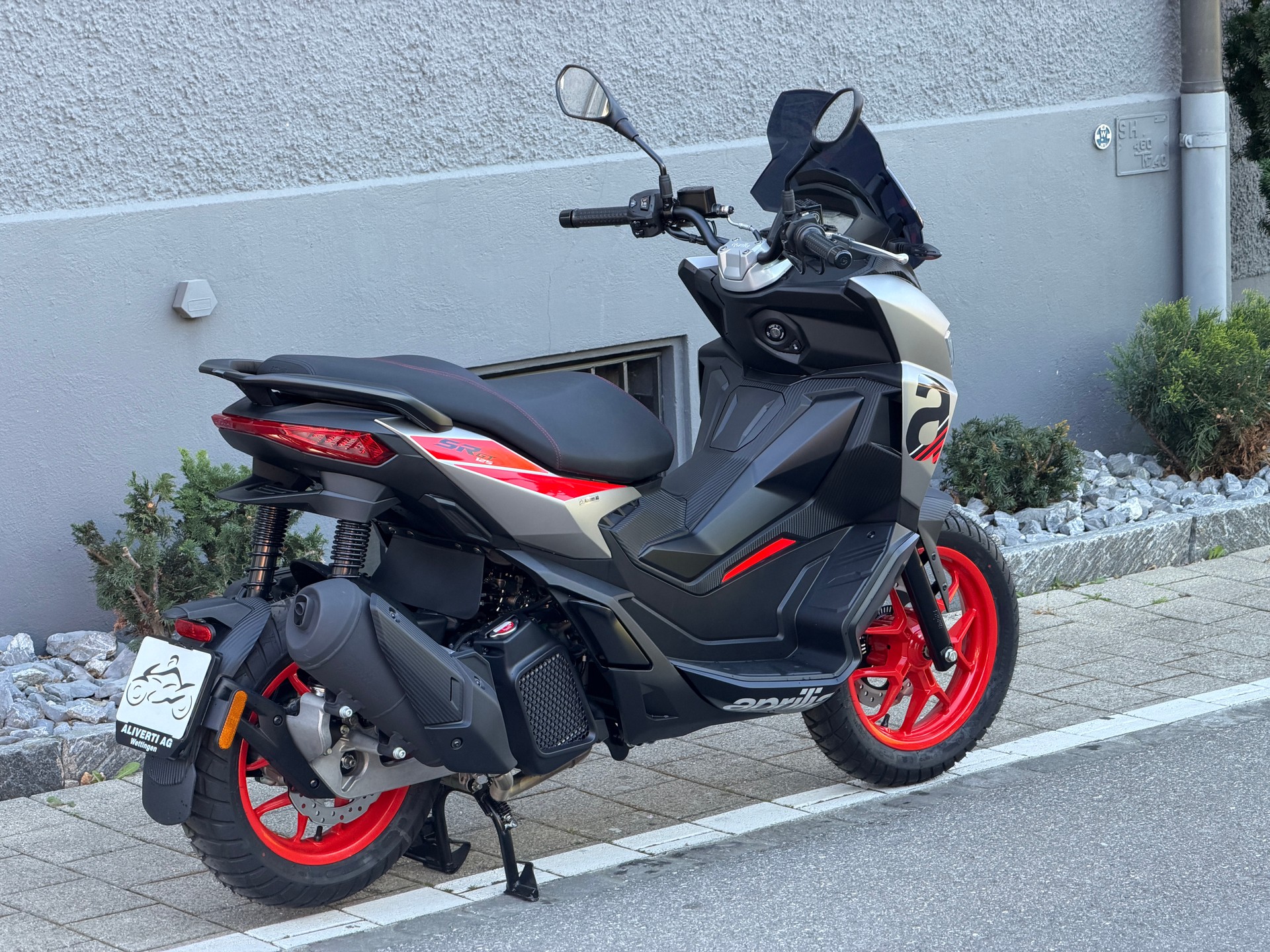 APRILIA SR 125 GT Sport ABS E5+-image-15