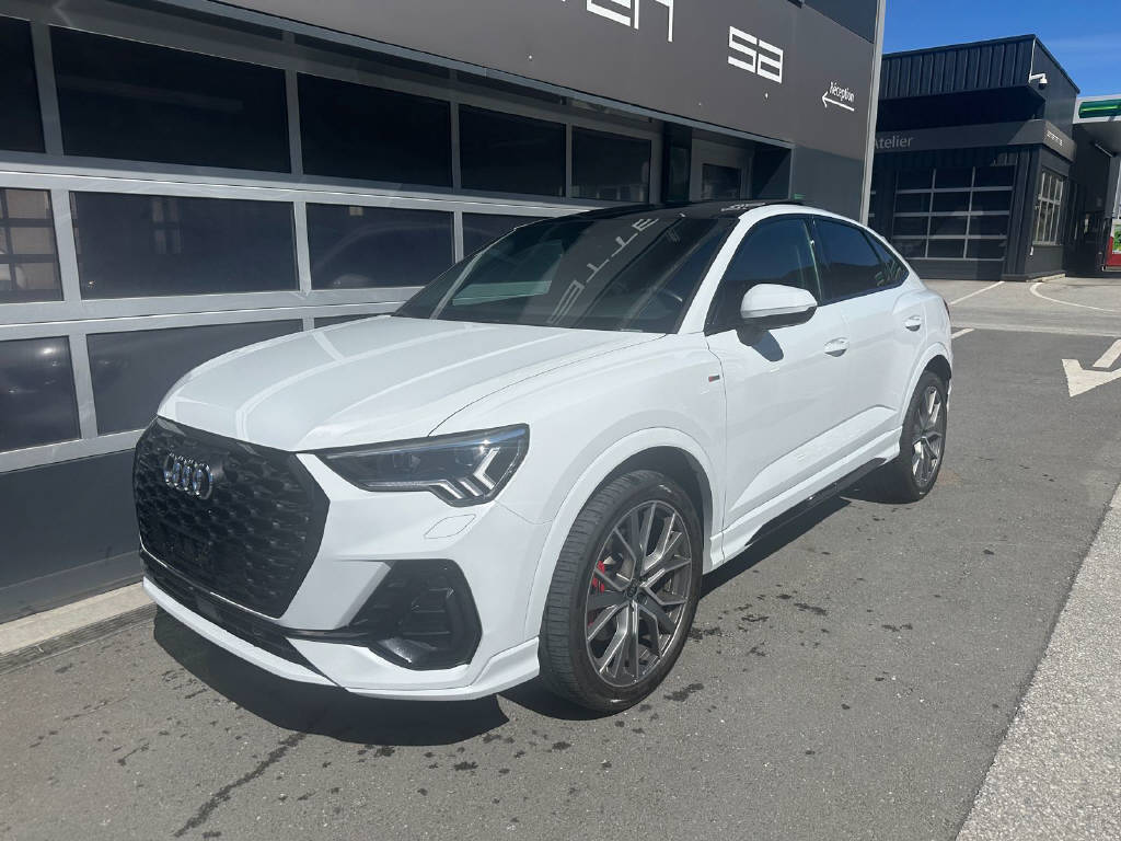 AUDI Q3 Sportback 2.0 45 TFSI S line quattro S-Tronic-showroom-element-1