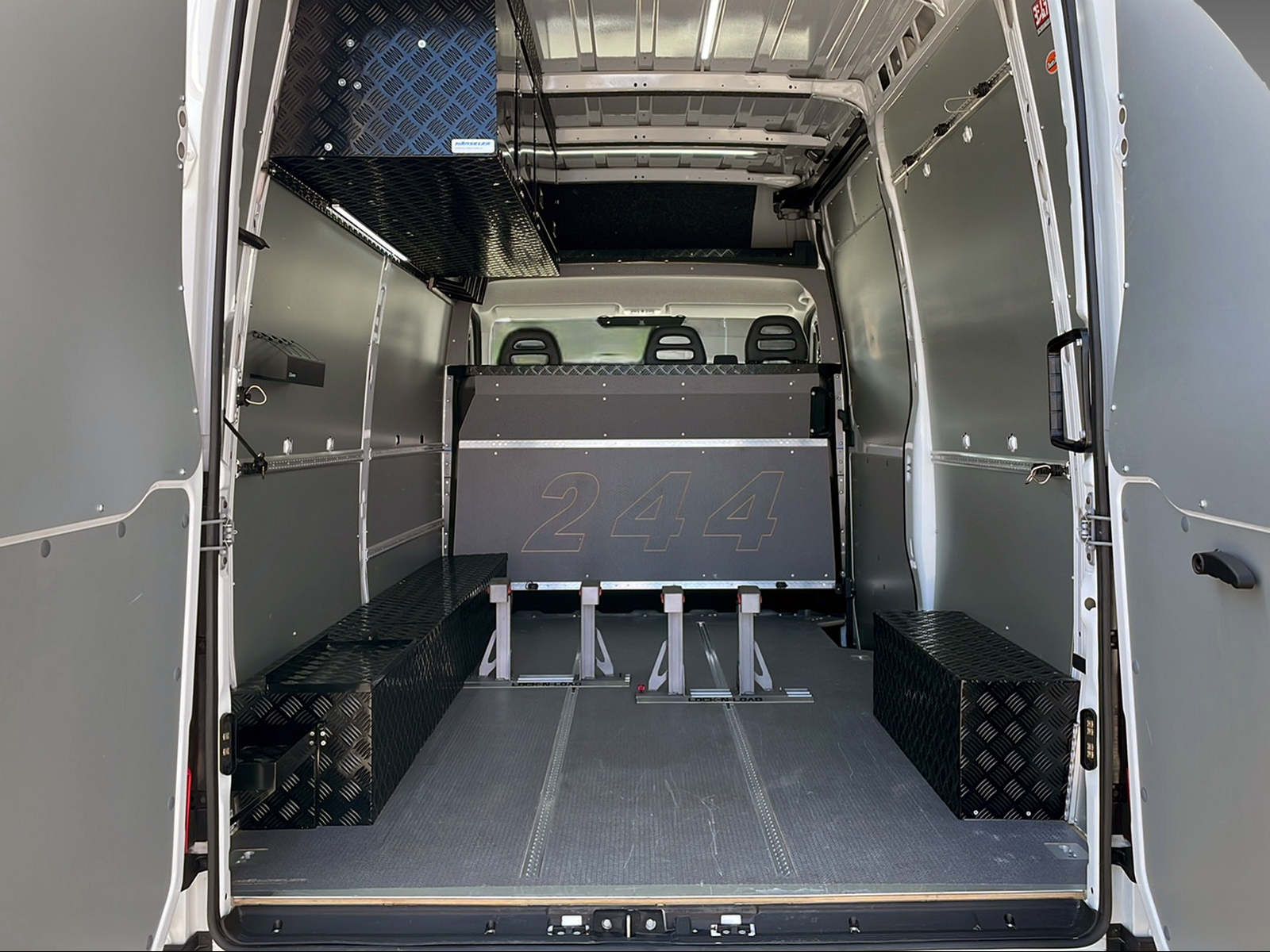 IVECO Daily 35S14A8V Kaw.3520 H1.9 2.3 HPI 136-image-9