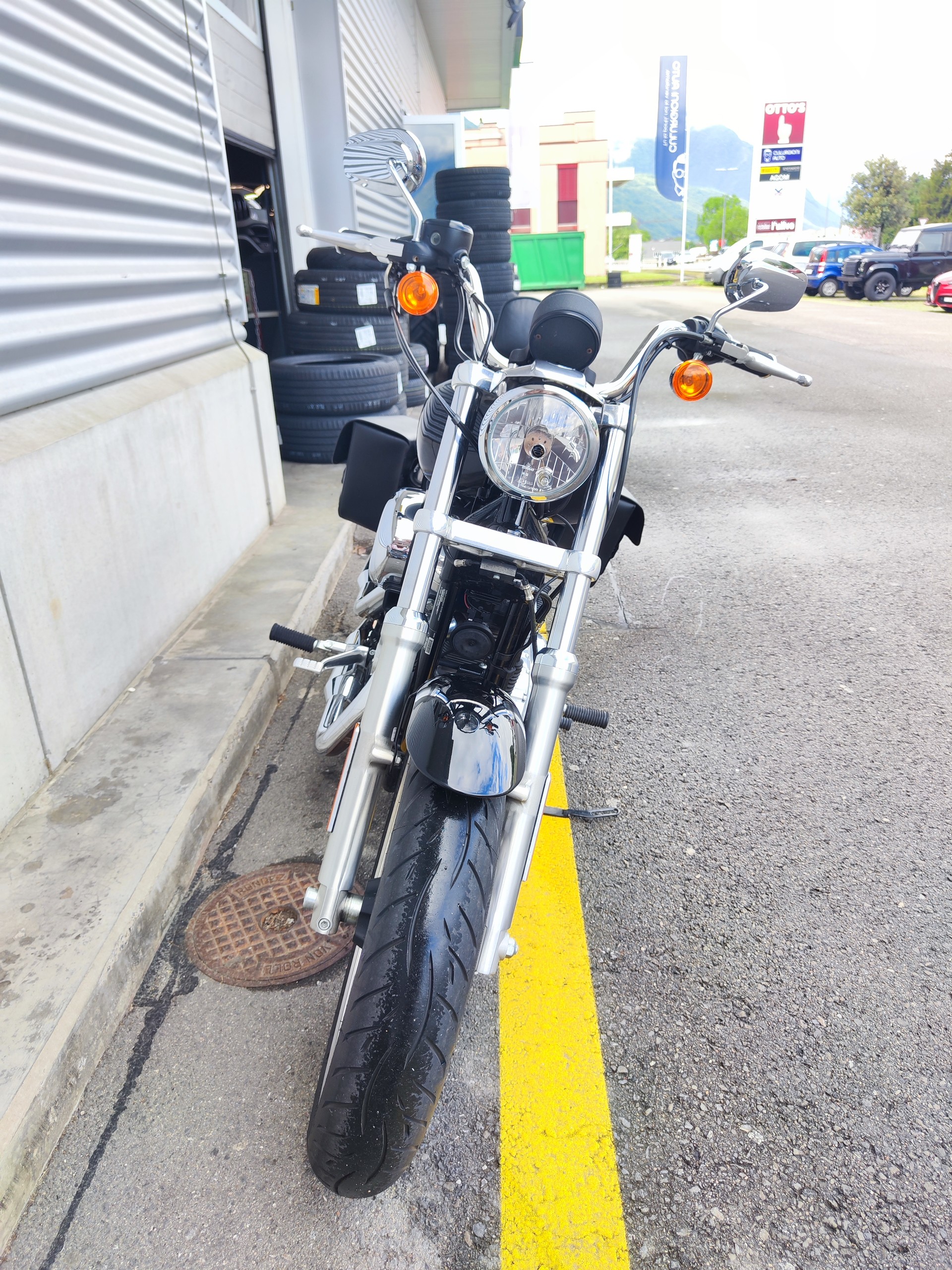 HARLEY-DAVIDSON XL 883 L Sportster Super Low ABS-image-3