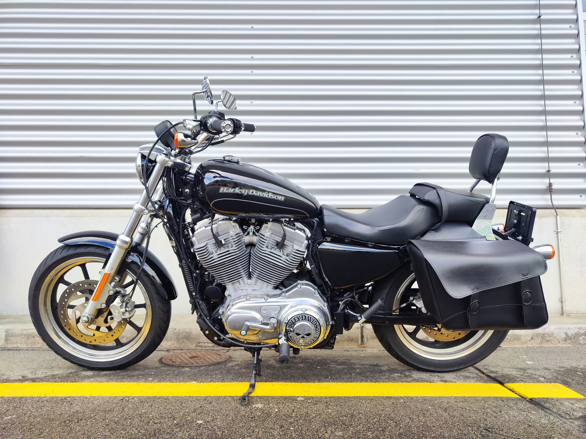 HARLEY-DAVIDSON XL 883 L Sportster Super Low ABS-image-1