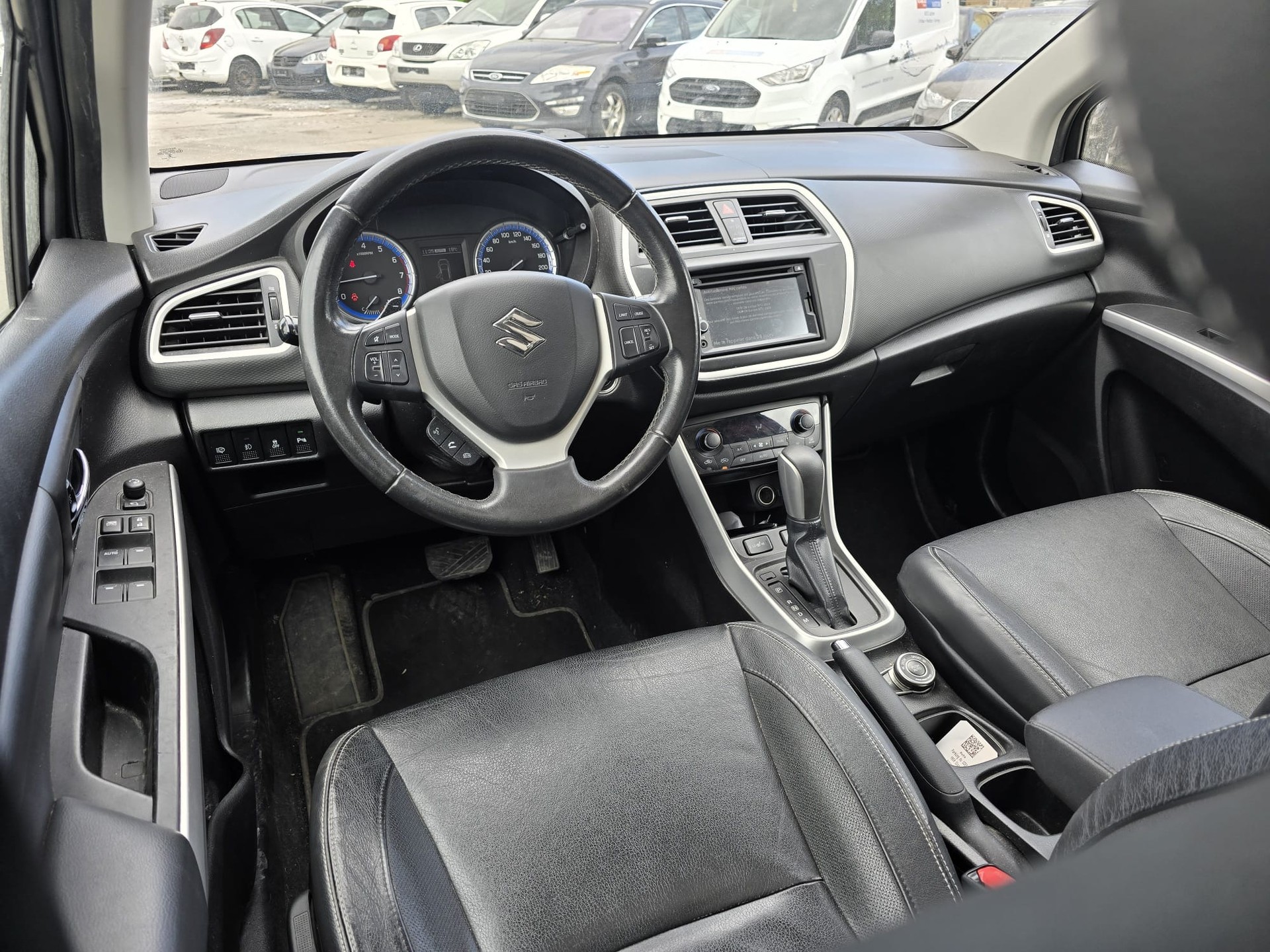 SUZUKI SX4 S-Cross 1.6 16V Sergio Cellano Top 4WD CVT7-image-8