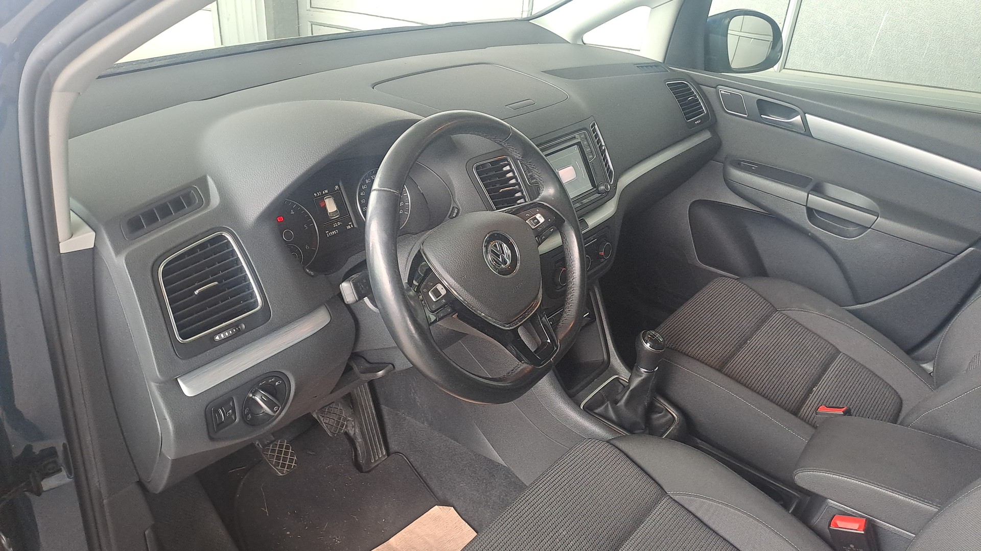 VW Sharan 2.0 TDI BMT Comfortline-image-11