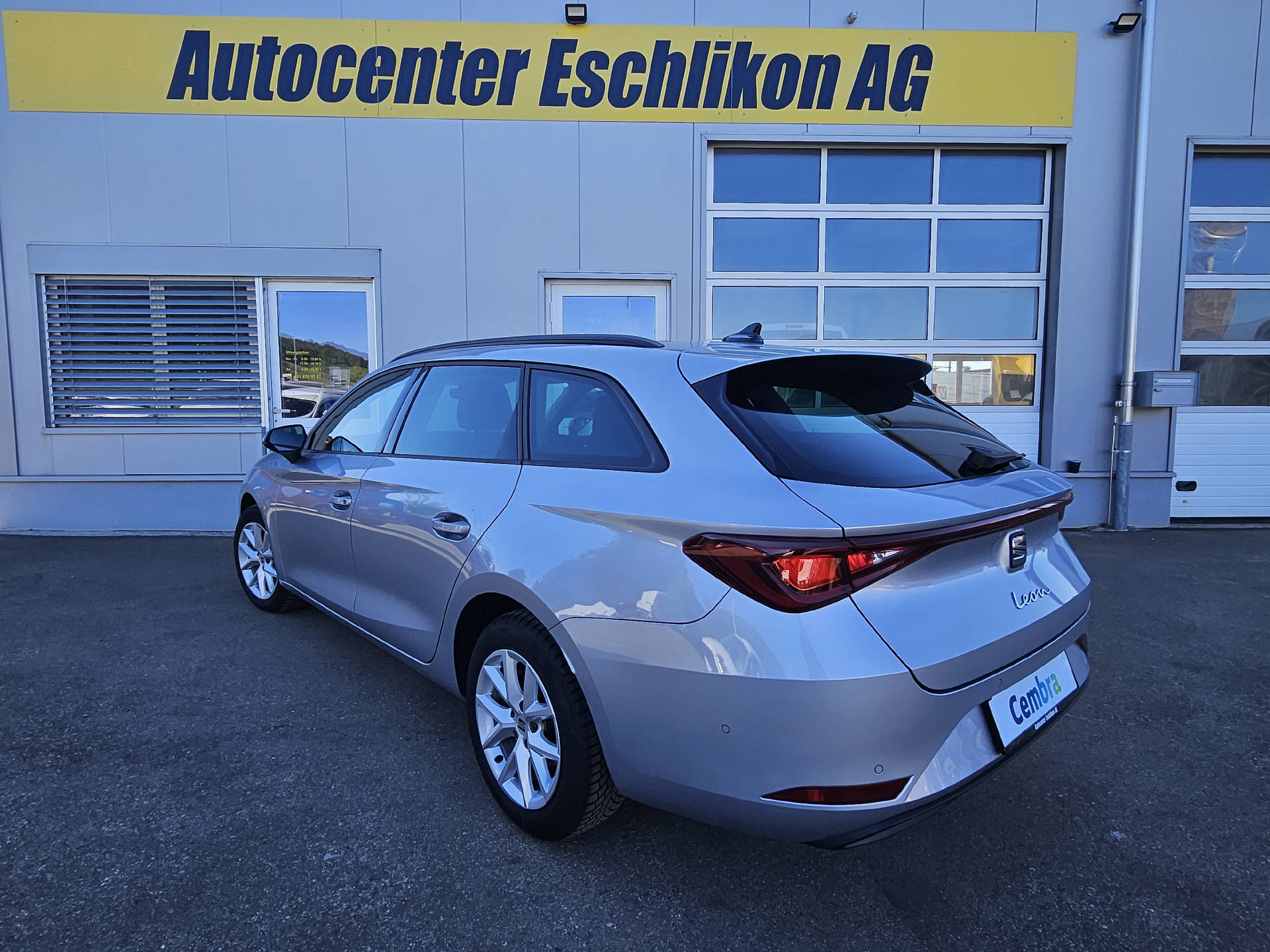 SEAT Leon ST 2.0 TDI Style DSG* Navi * Abstandsregeltempomat ACC *-image-7