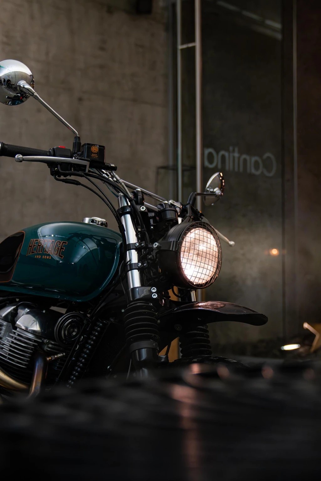 ROYAL ENFIELD Interceptor 650 Custom-image-5