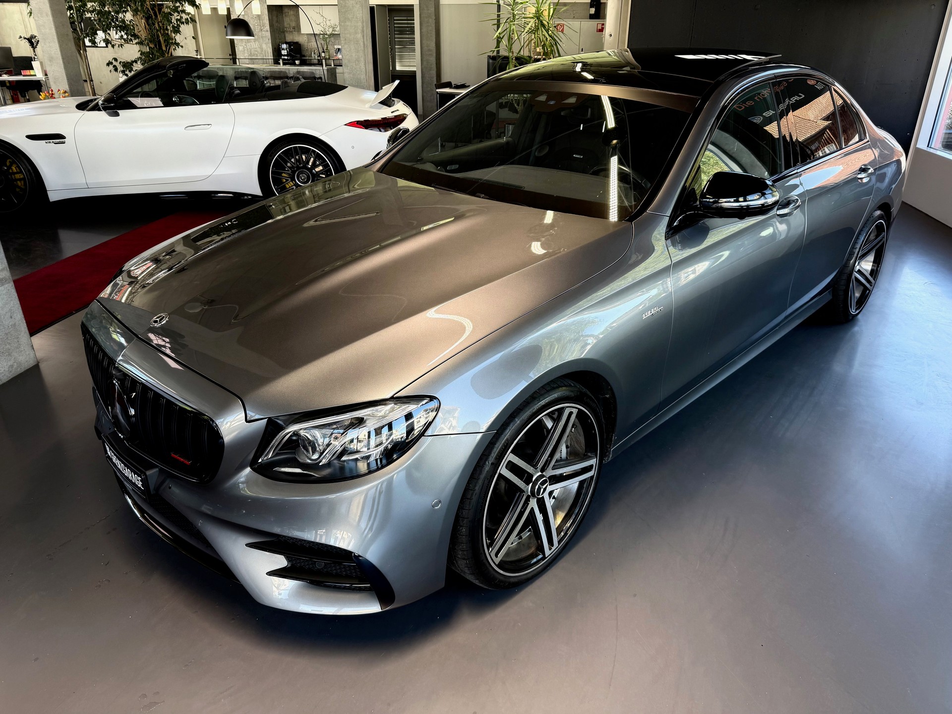 MERCEDES-BENZ E 53 AMG 4Matic+ Speedshift MCT-showroom-element-2