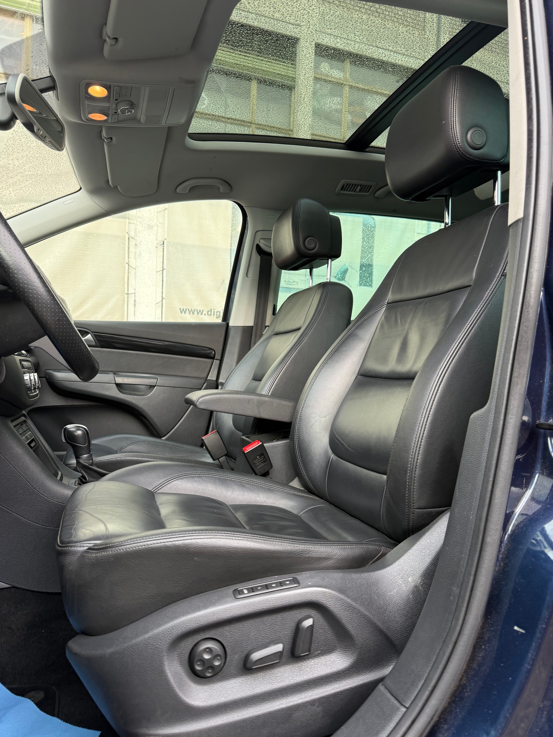 SEAT Alhambra 2.0 TDI Reference DSG-image-6