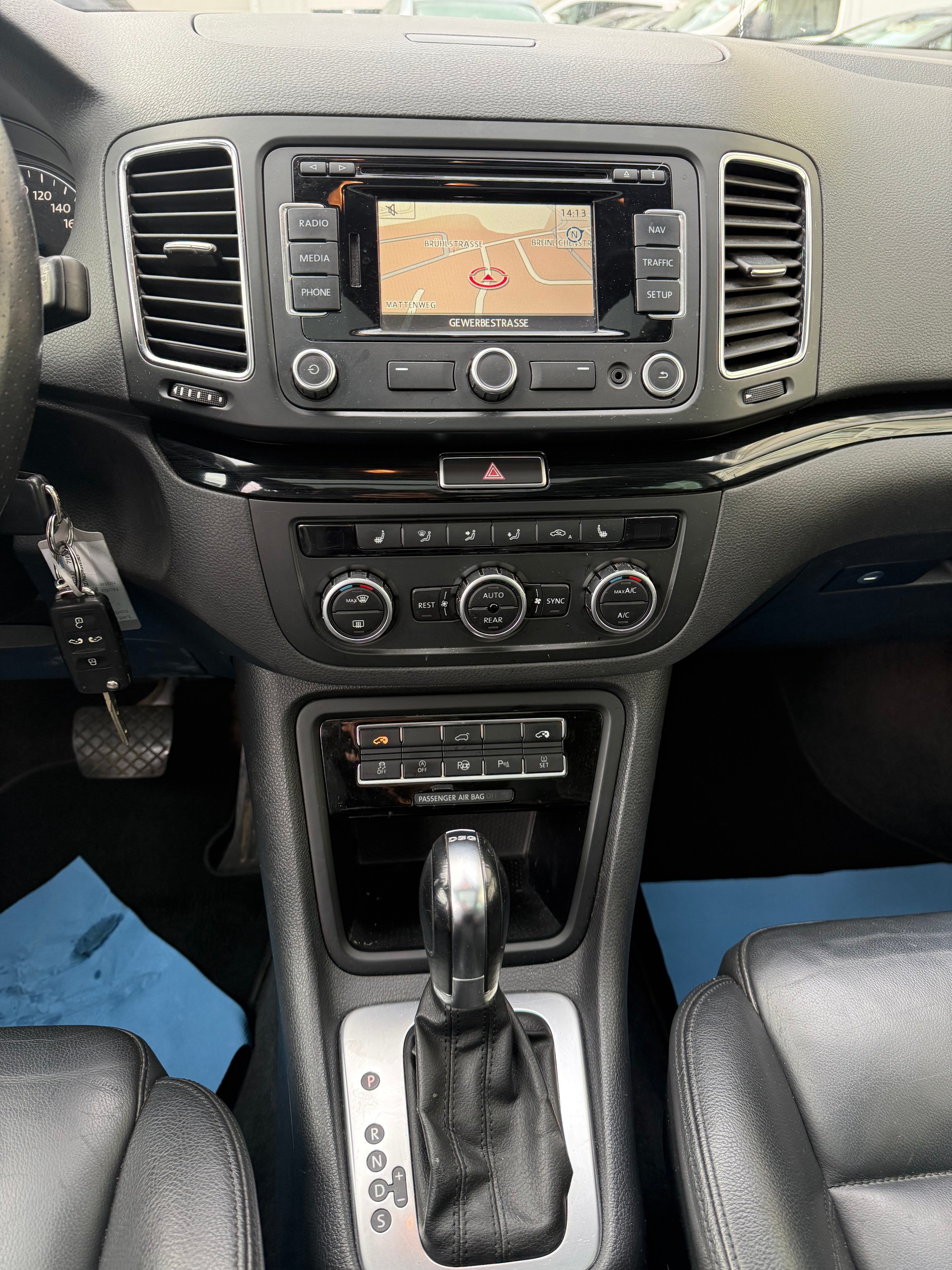 SEAT Alhambra 2.0 TDI Reference DSG-image-8