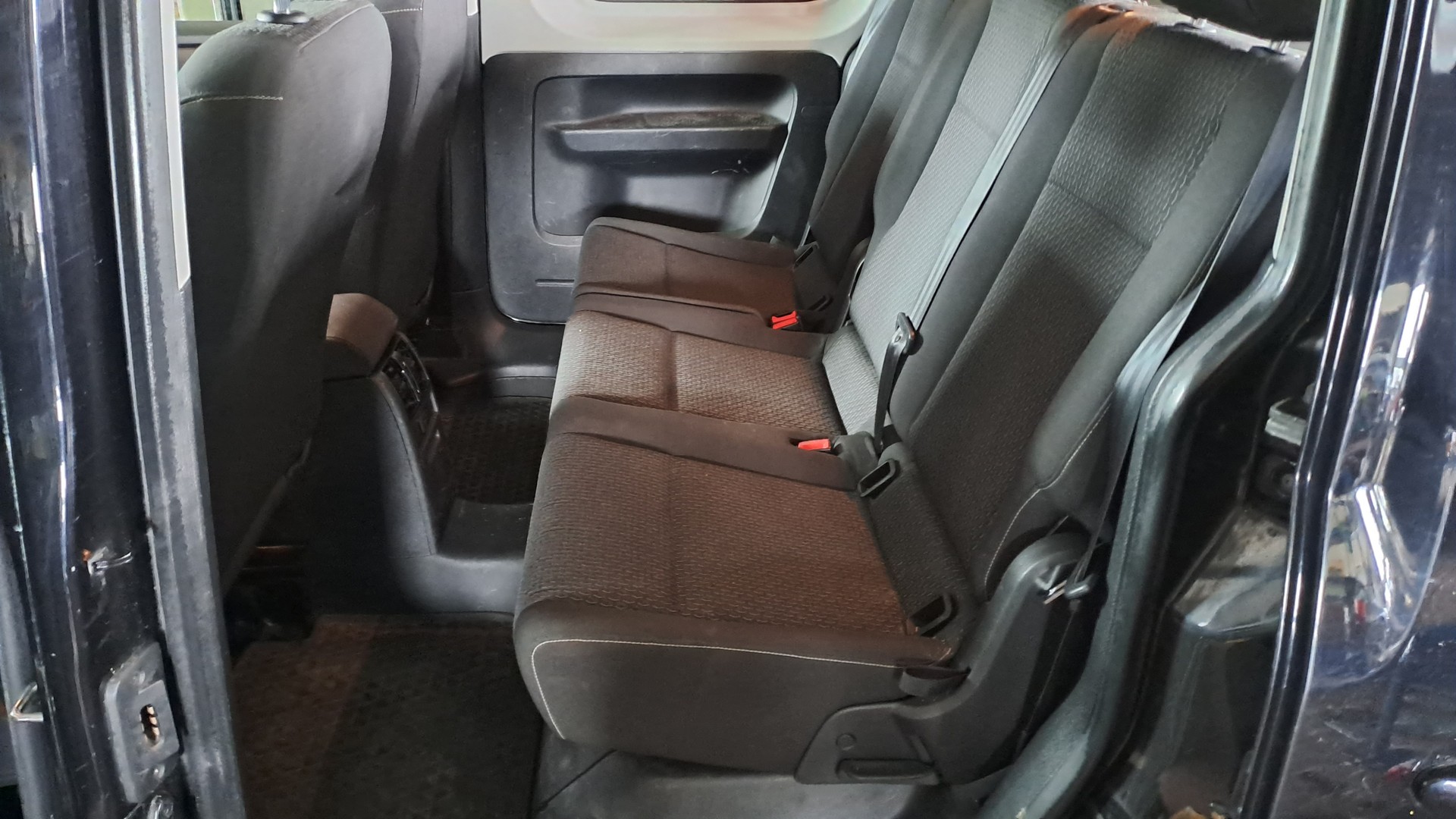 VW Caddy 2.0TDI 4Motion BlueMotion Technology-image-10