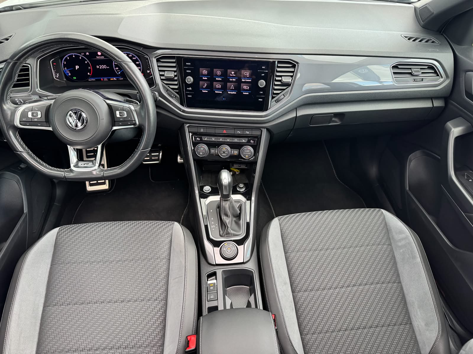 VW T-Roc 2.0 TSI Sport DSG 4Motion-image-7